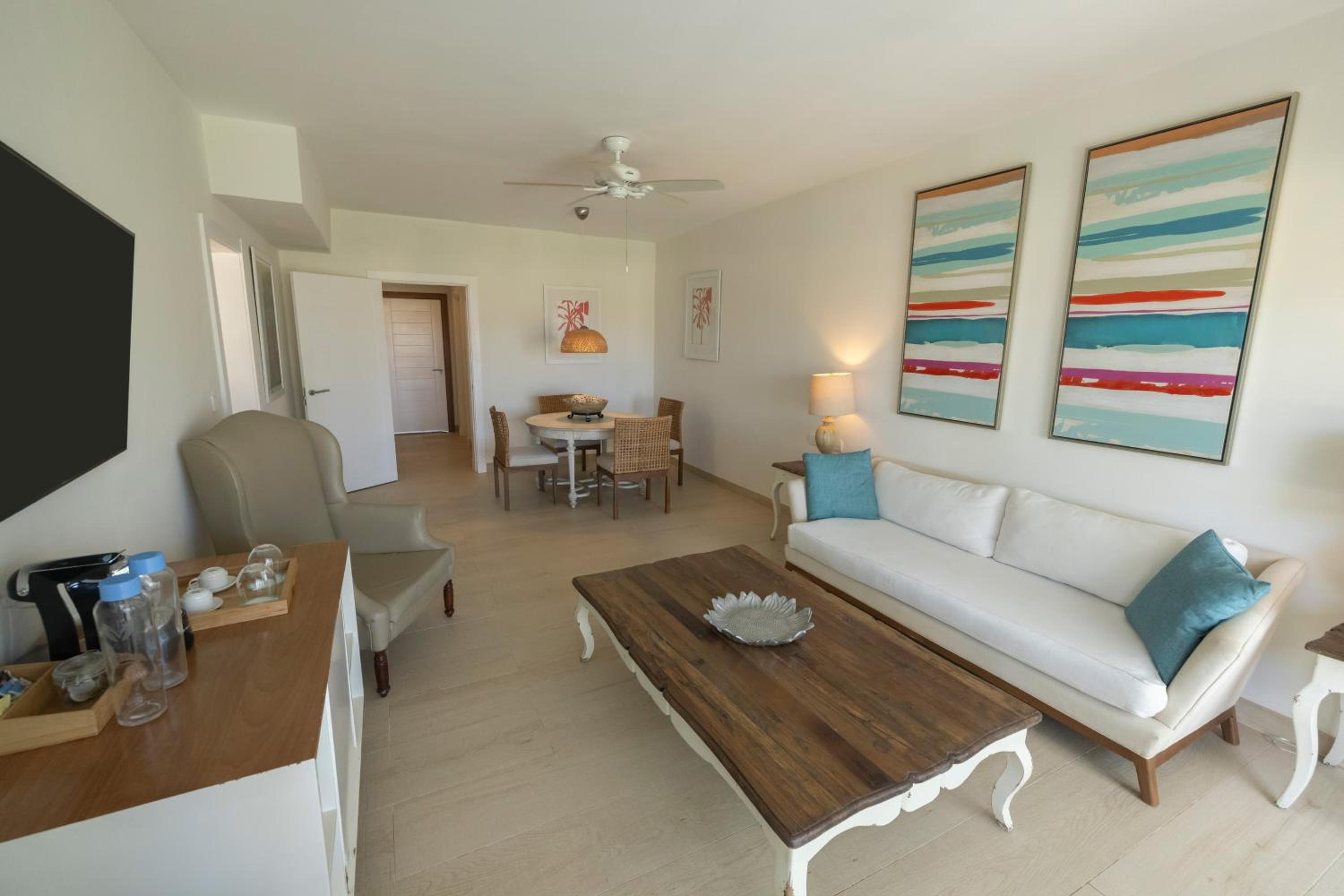 Lighthouse Suite