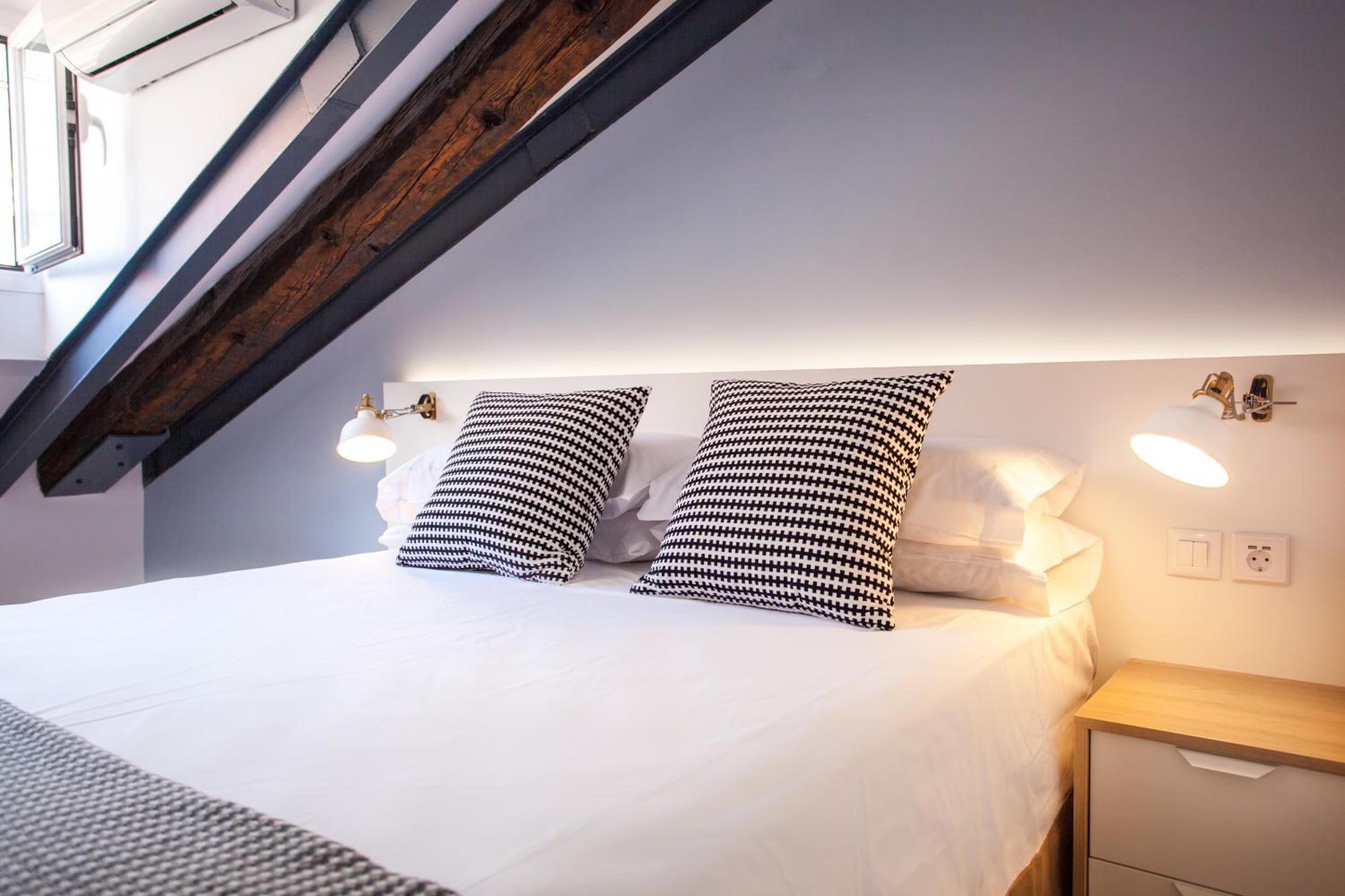 One-Bedroom Family Apartment - Photo 9