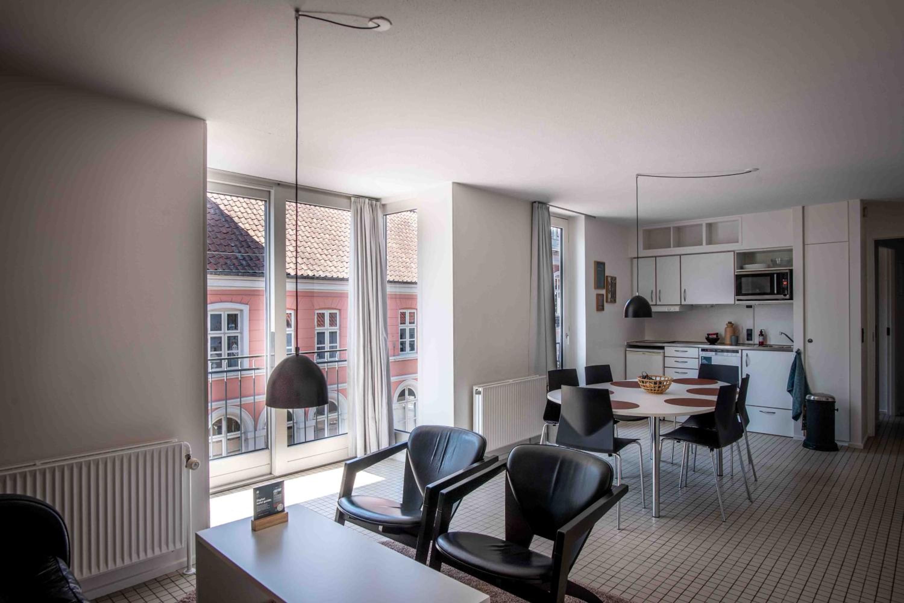 Three-Bedroom Apartment with Street View