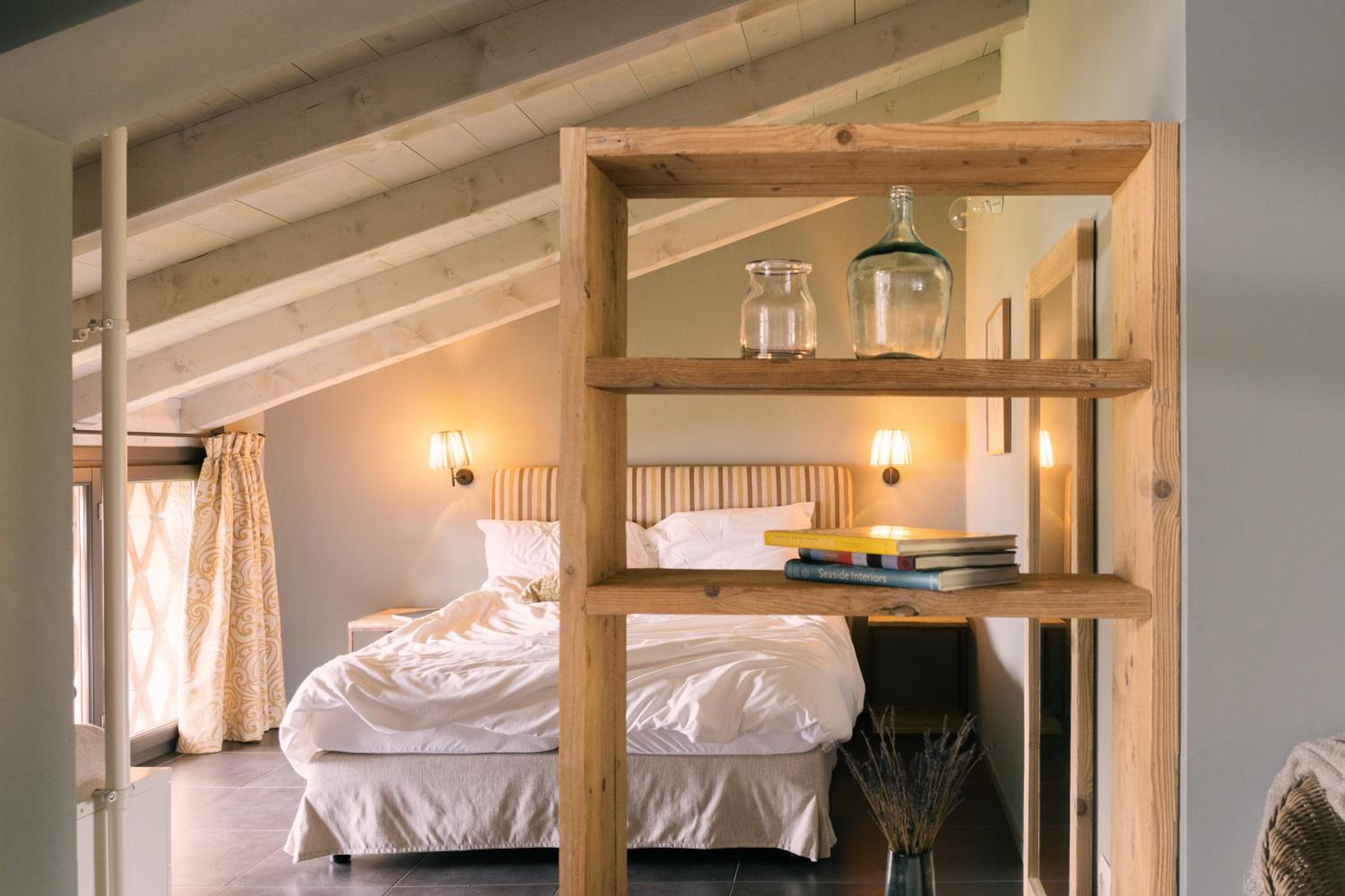 Suite with Lake View