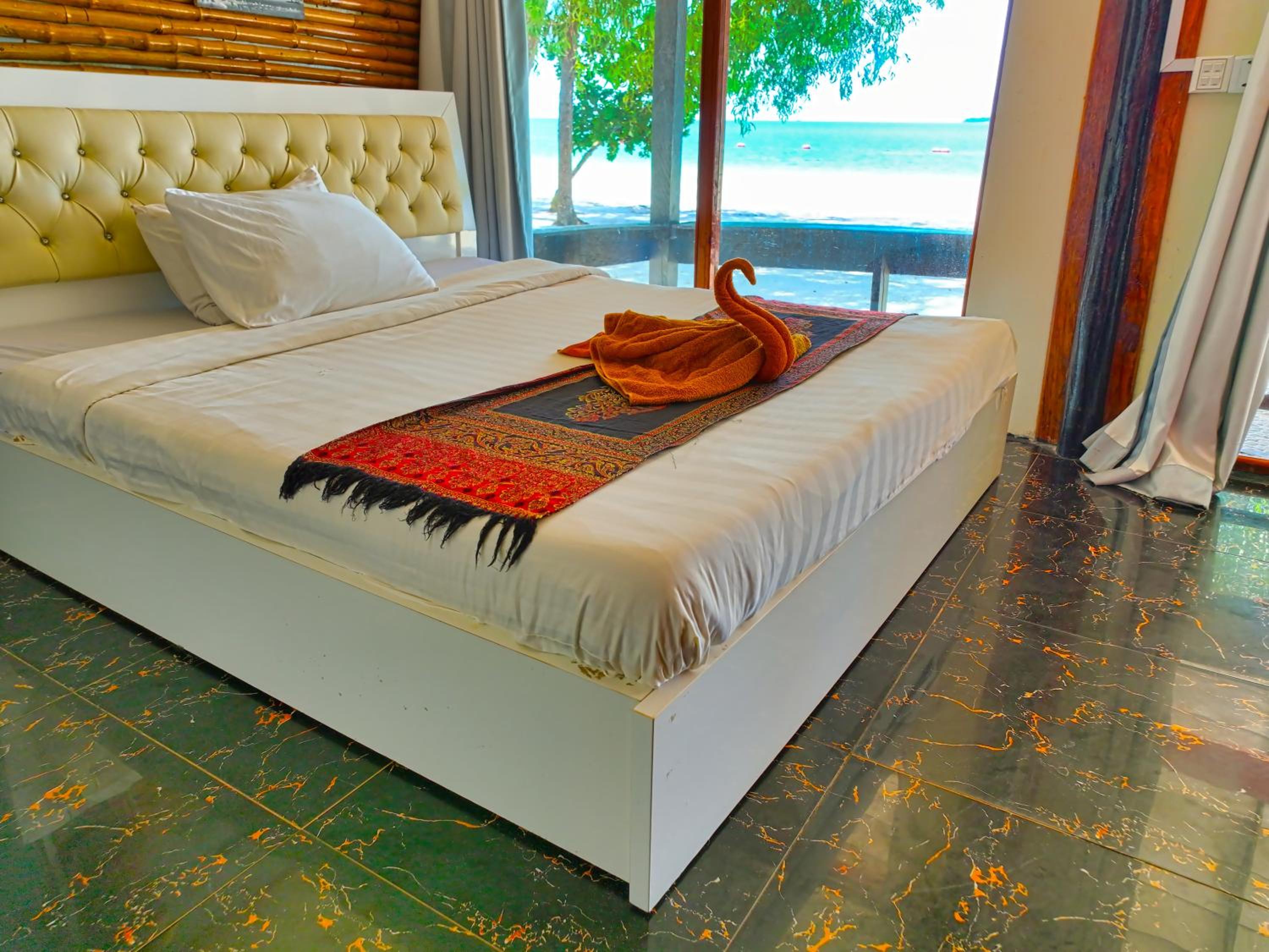 Bungalow - Beach Front