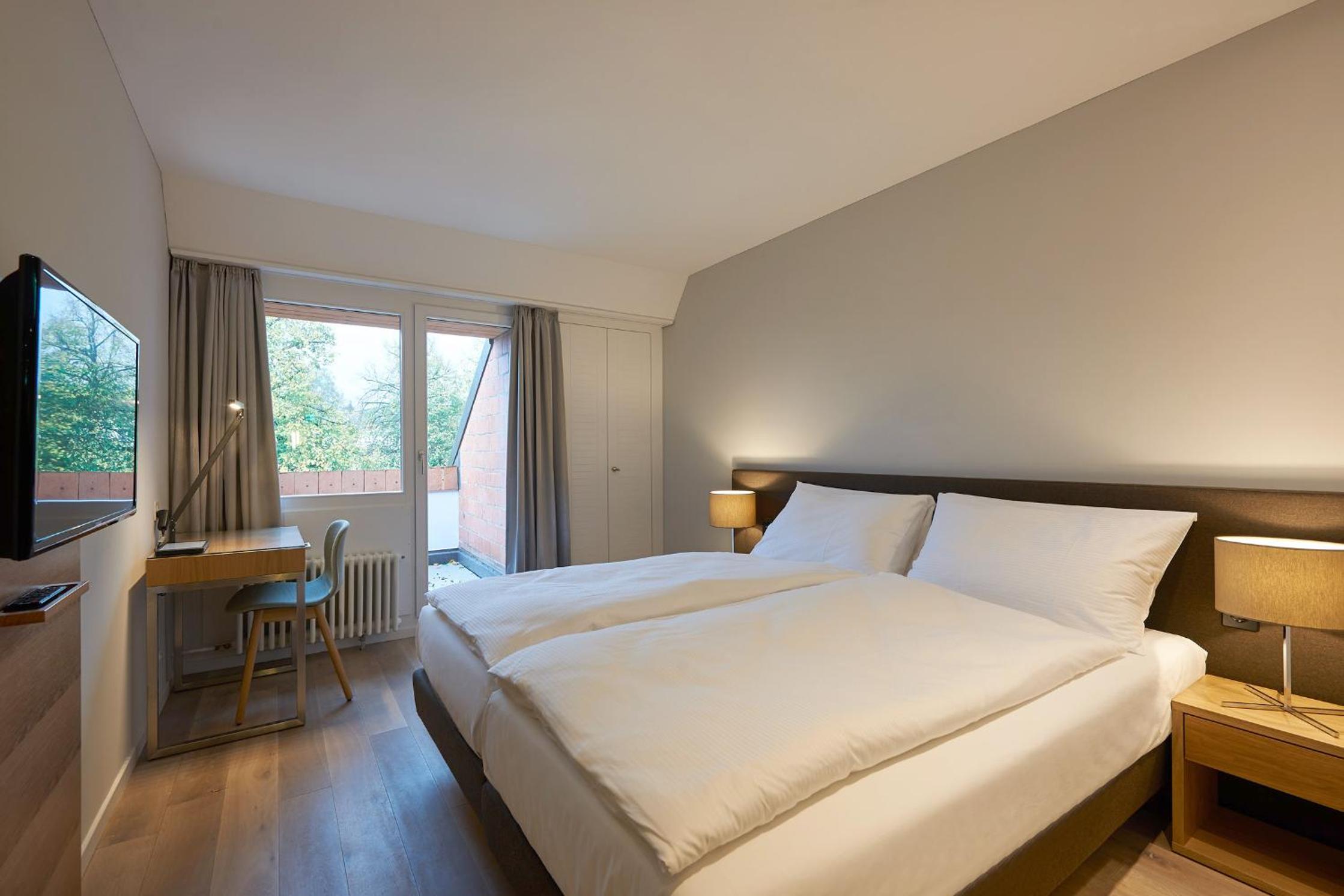 Standard Double Room - Photo 3