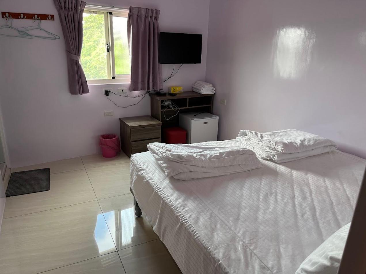 Queen Room photo 3