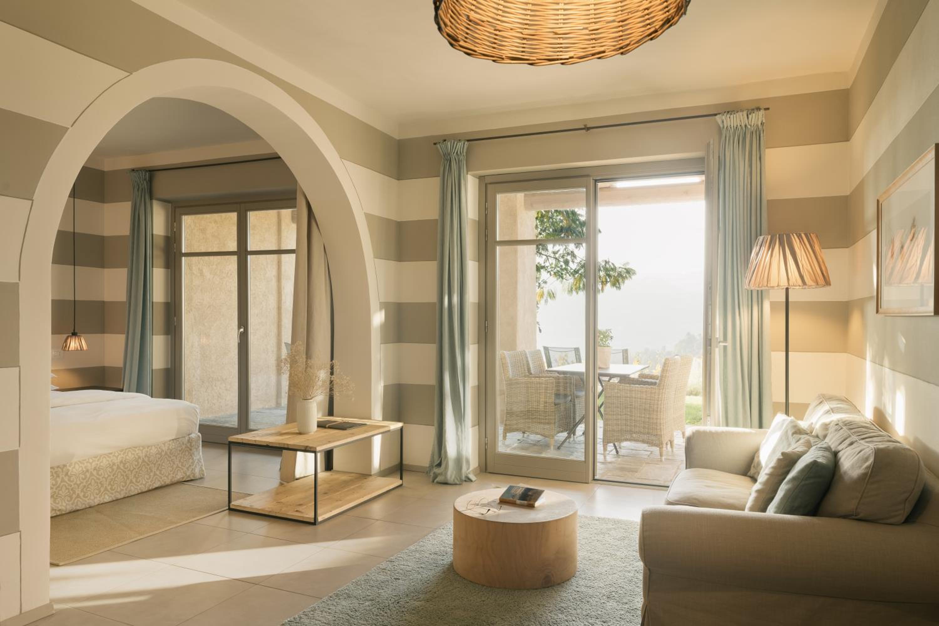 Suite with Lake View