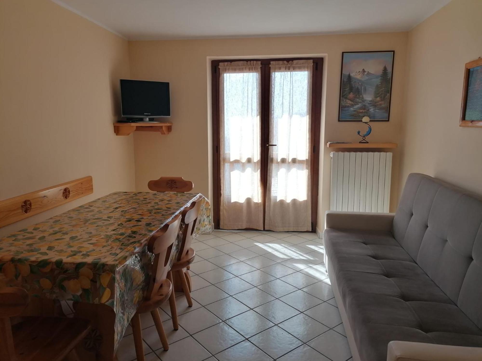 One-Bedroom House photo 2