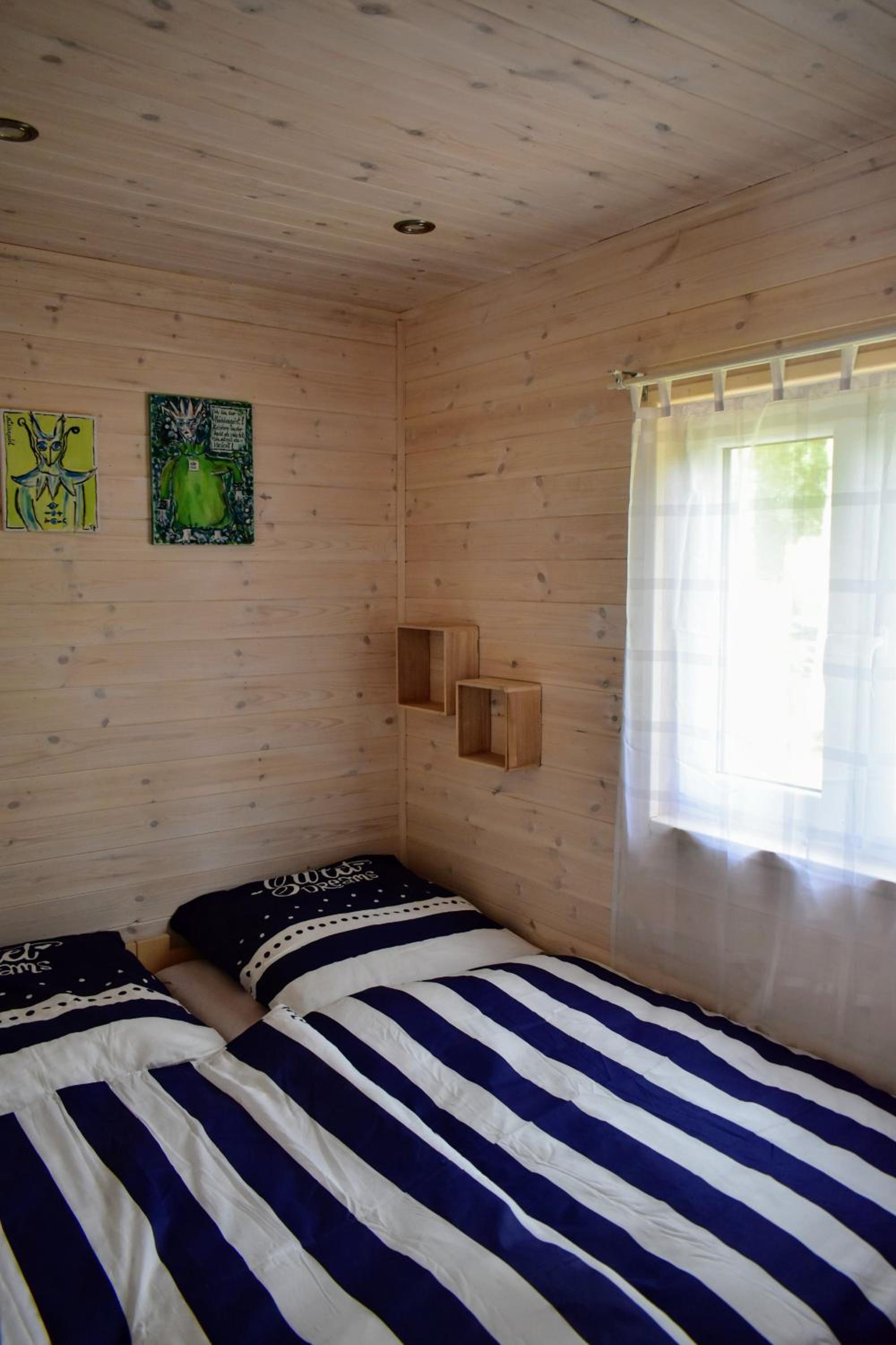 Mobile Home photo 1