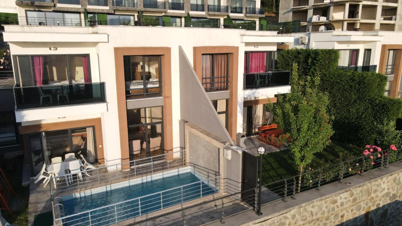 Villa with Garden View photo 2