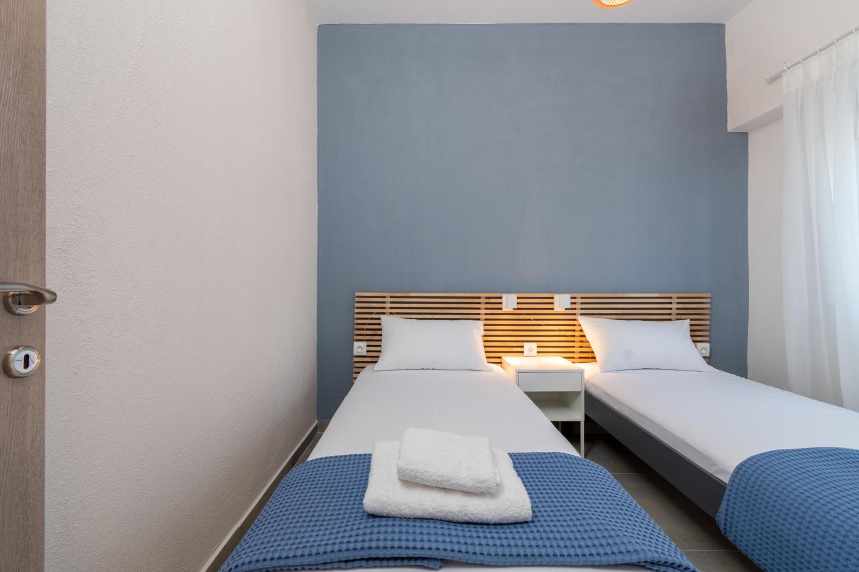 Two-Bedroom Apartment with Balcony and Sea View photo 1