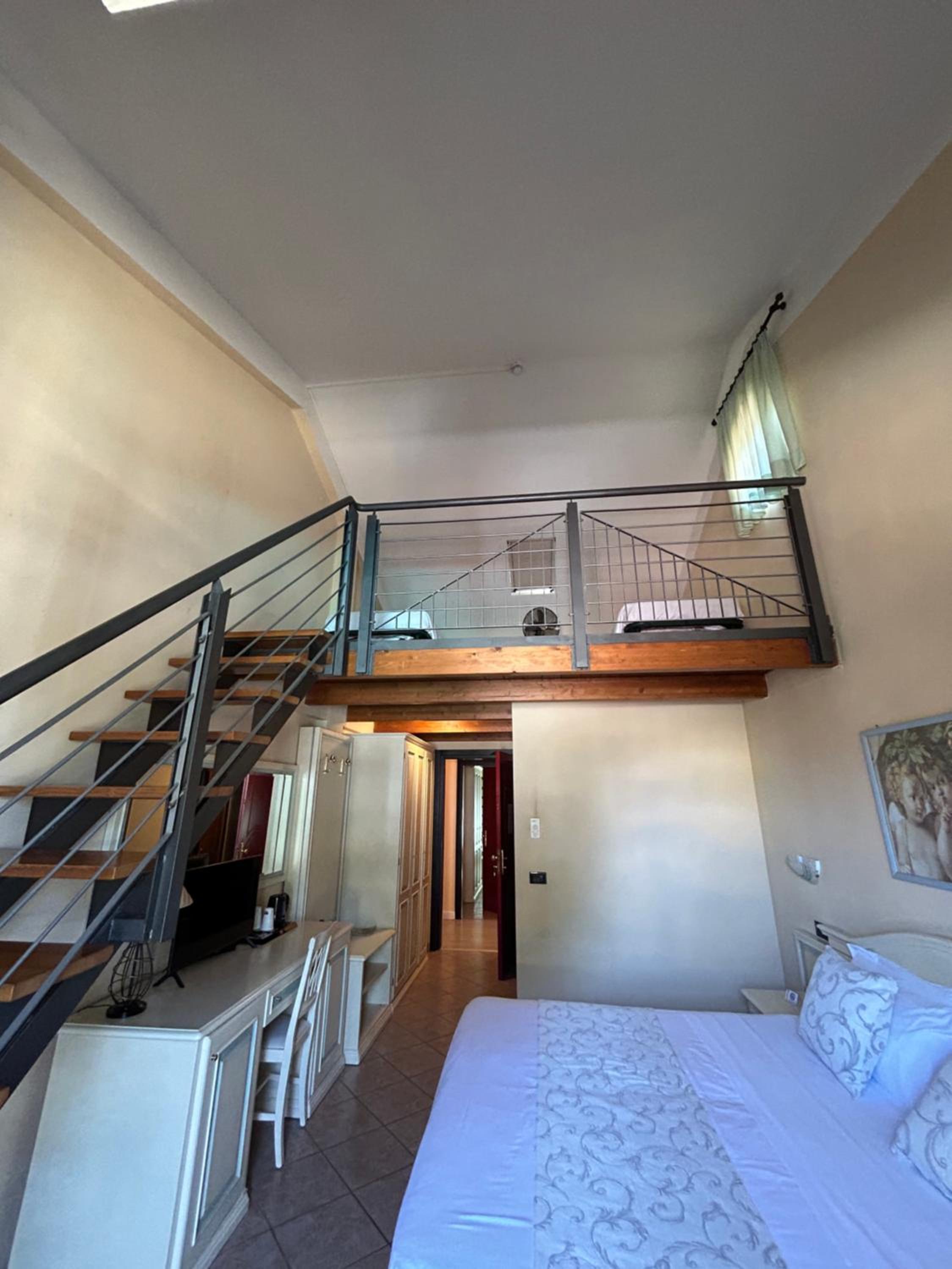Superior Quadruple Room - Photo 3