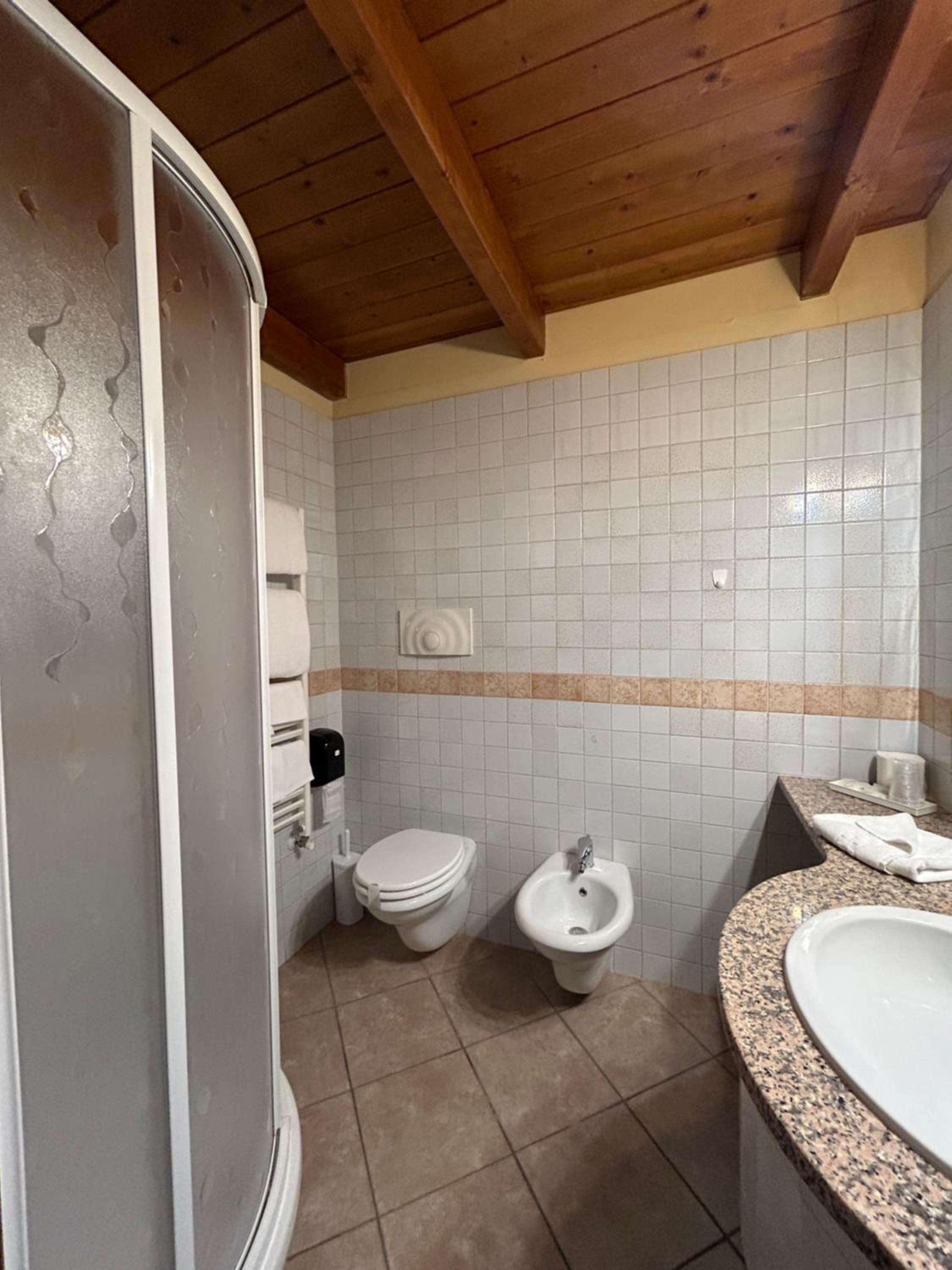 Superior Quadruple Room - Photo 6
