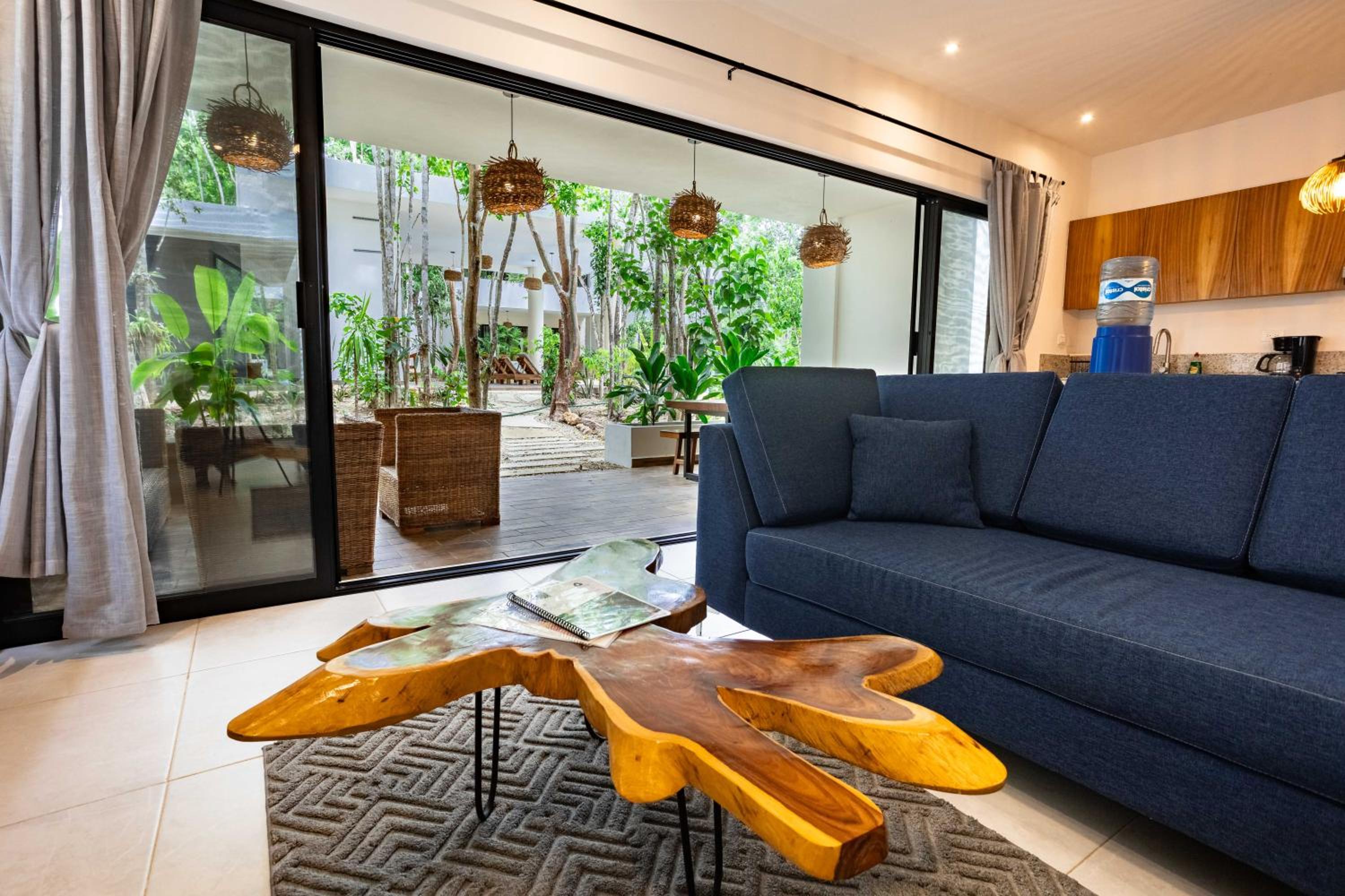 Superior Villa photo 1