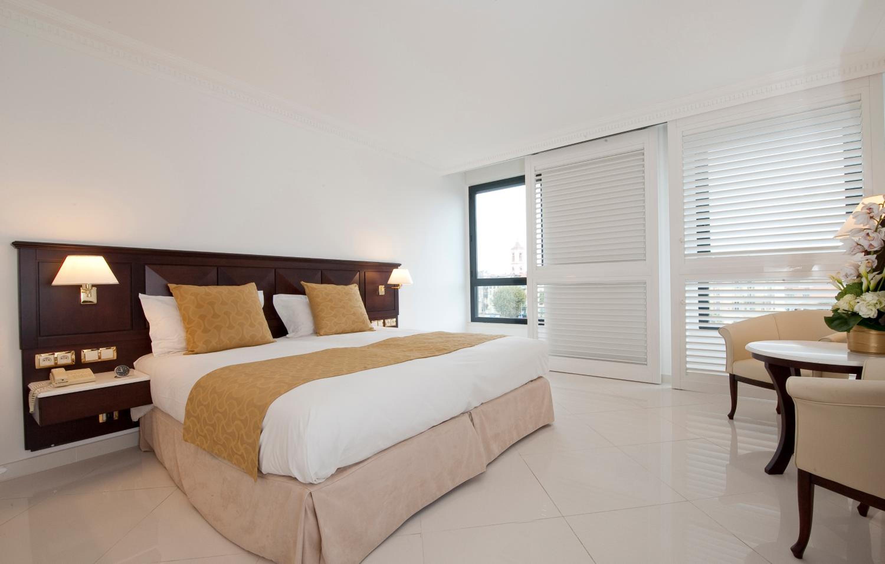 Exclusive Double or Twin Room with Park View - Photo 5