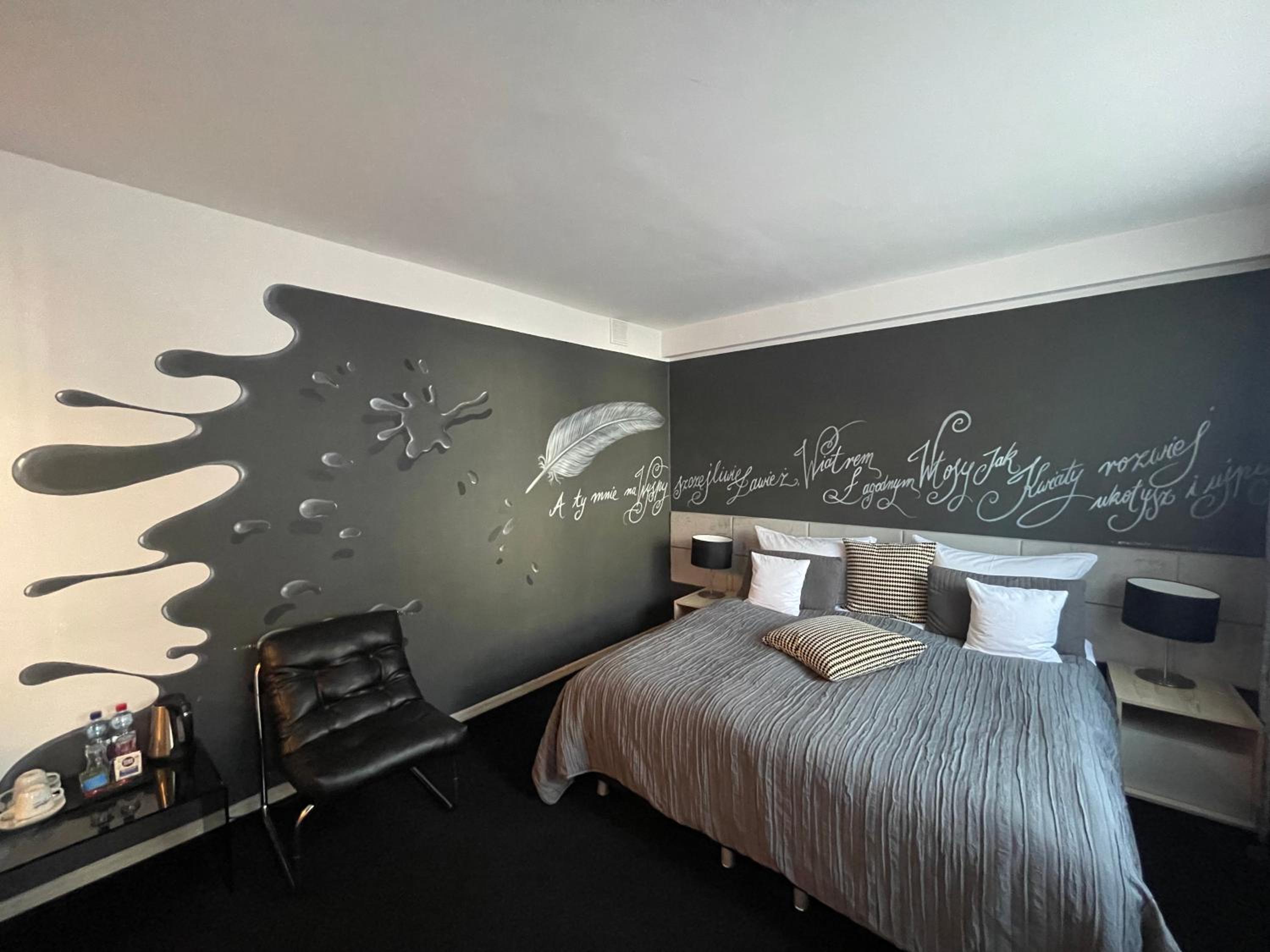 Deluxe Double Room - Photo 7