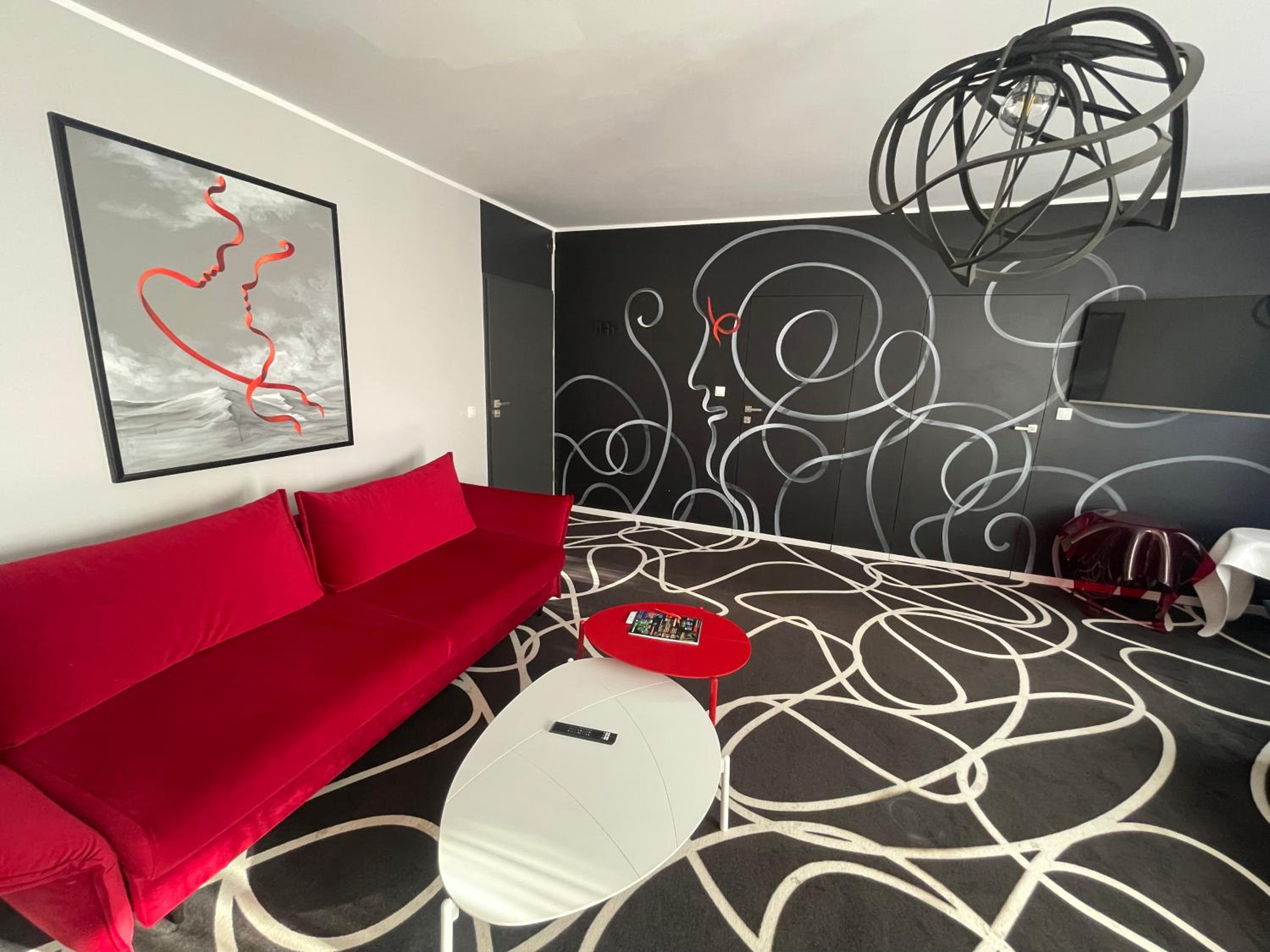Studio (4 Adults) - Photo 2