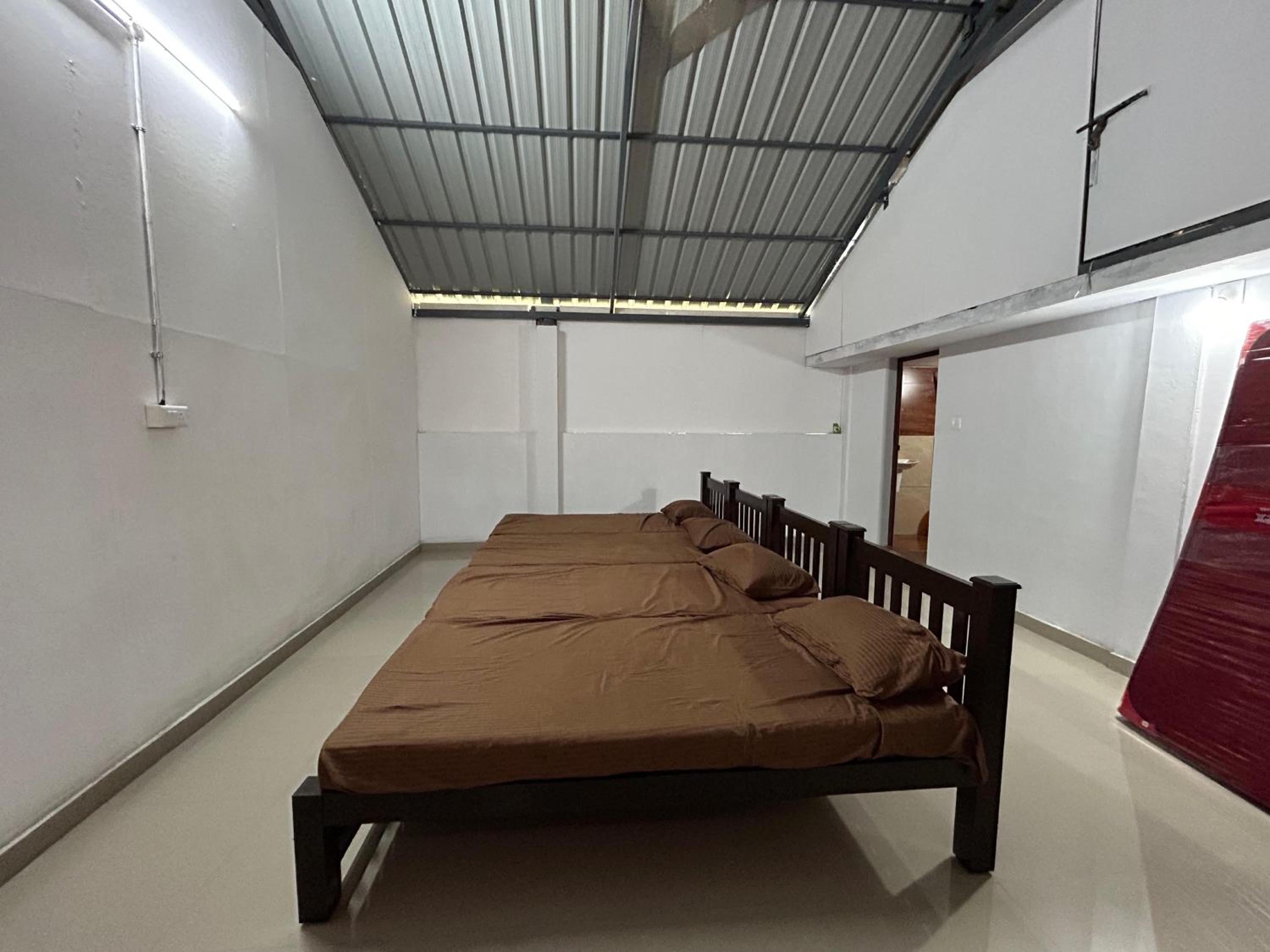 4-Bed Mixed Dormitory Room photo 2