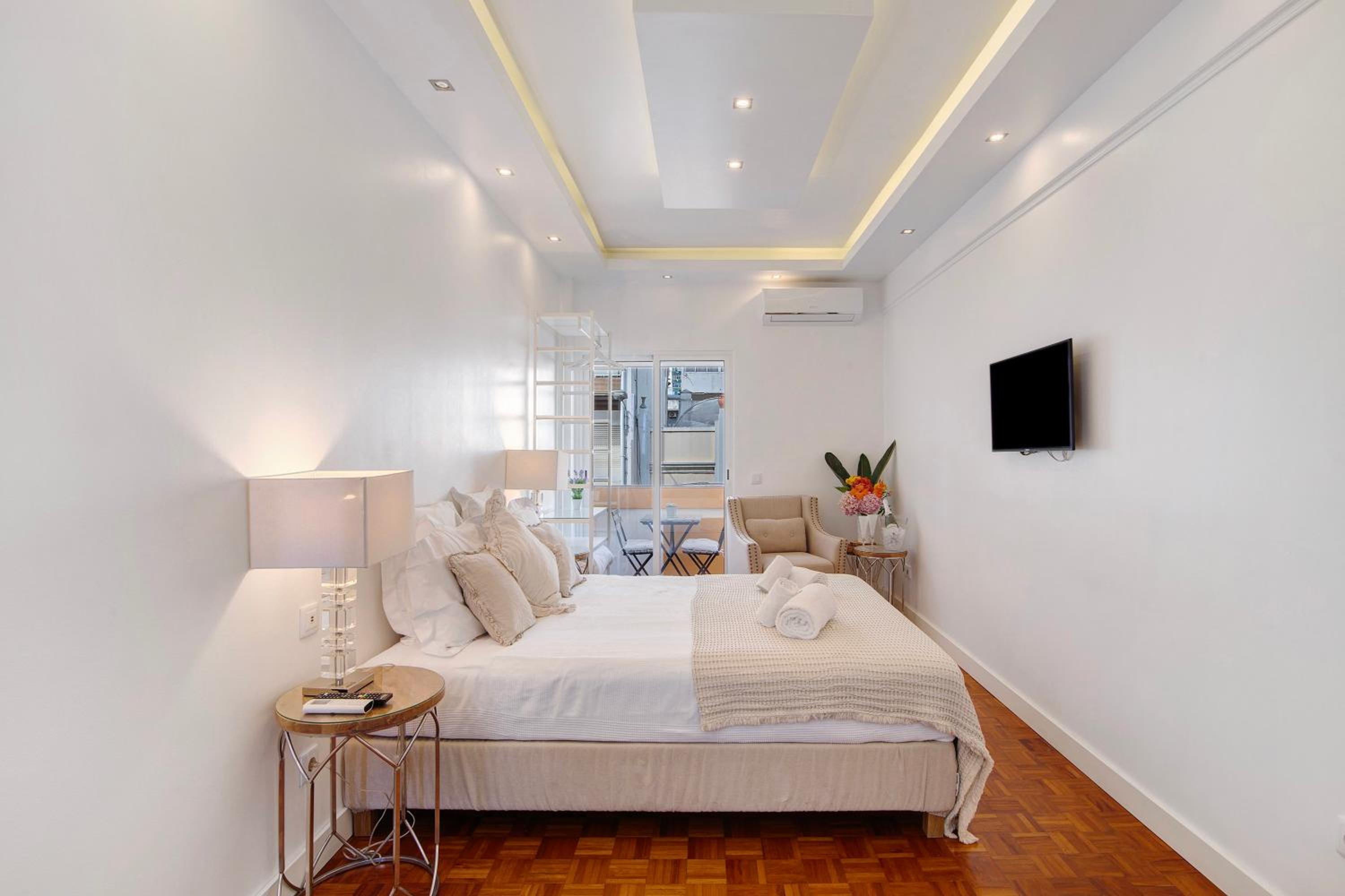 Three-Bedroom Premium Apartment with Balcony
