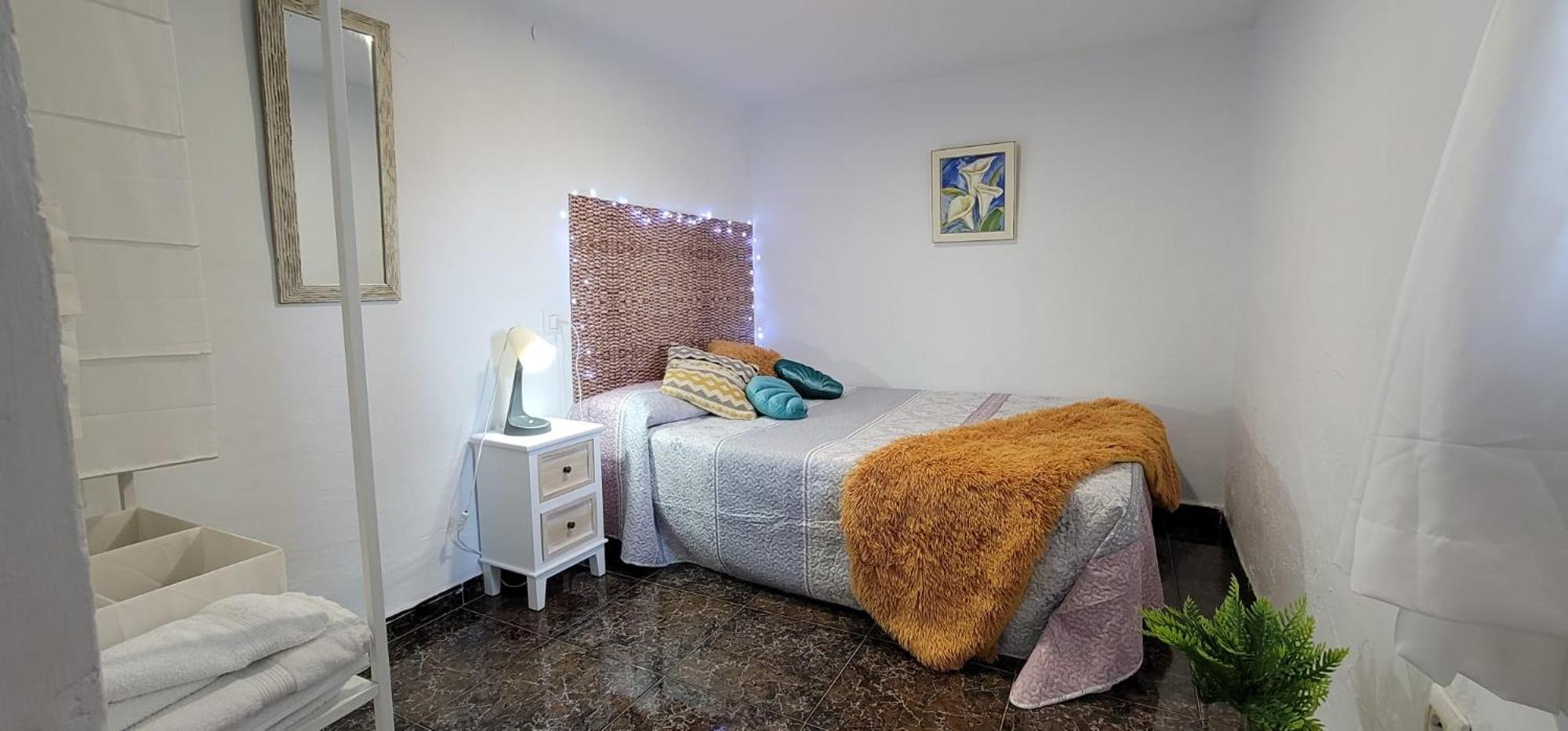 Apartamento de dos habitaciones con balcón y terraza