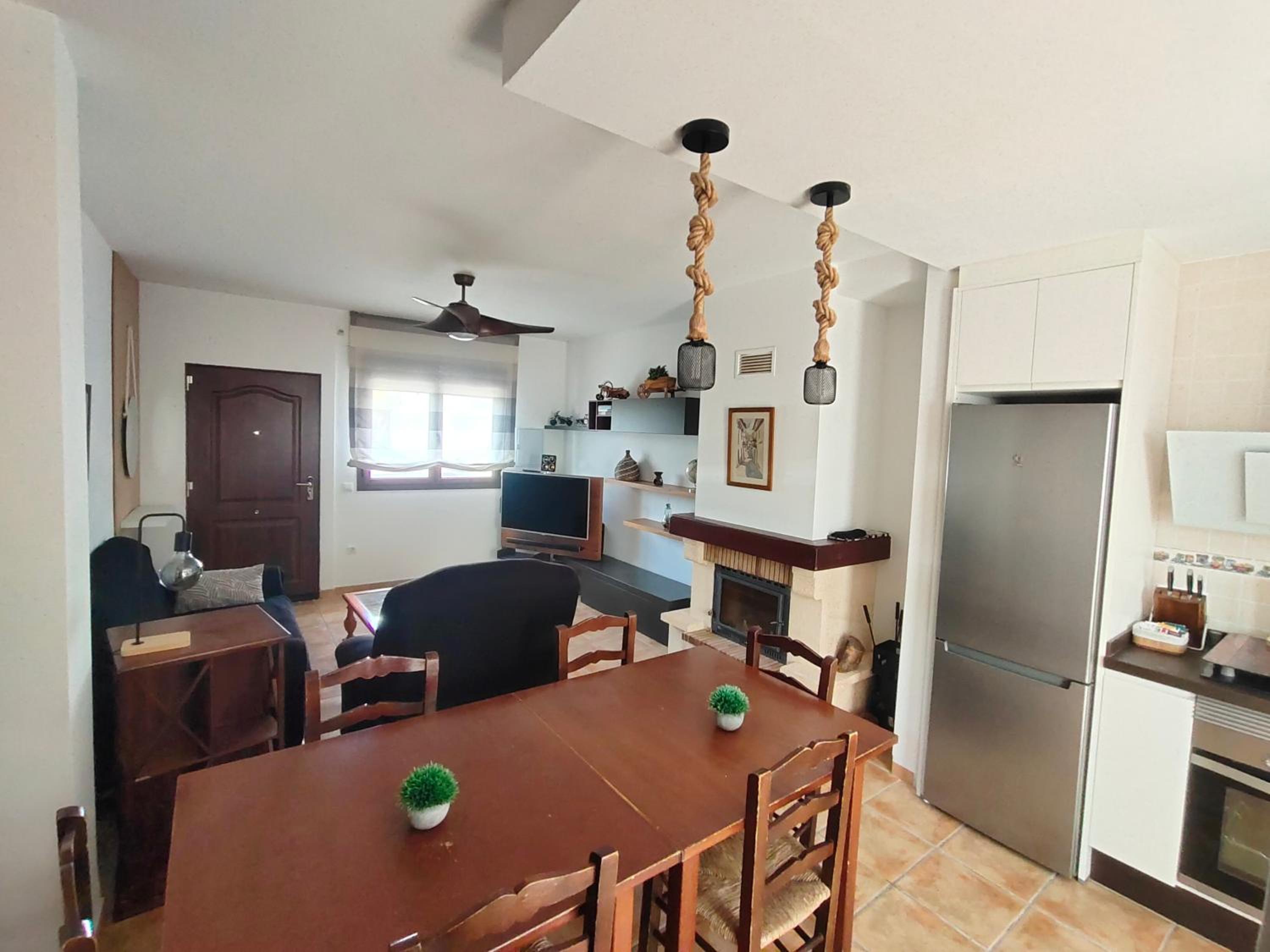 Three-Bedroom House photo 3
