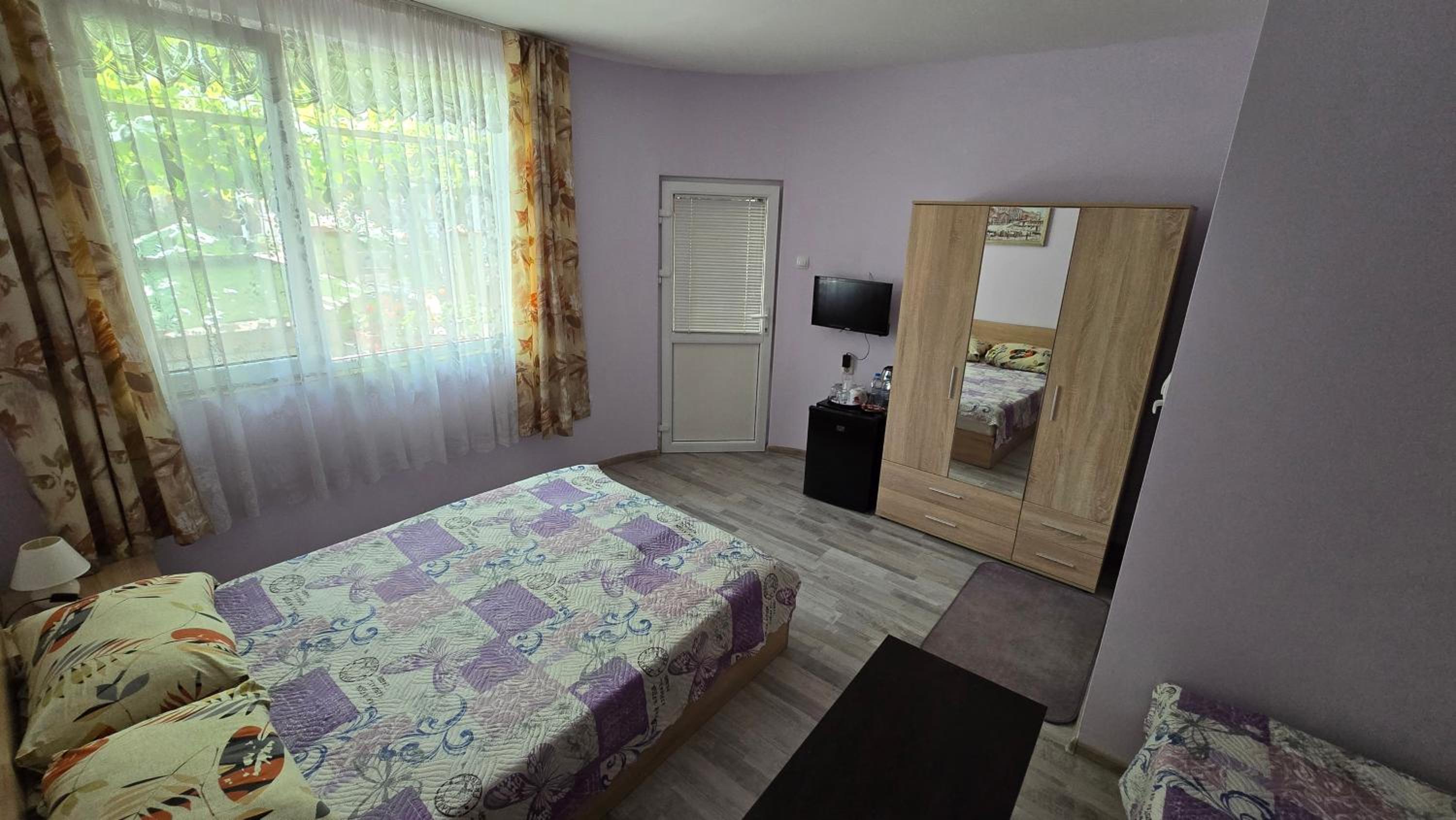 Standard Double Room photo 2
