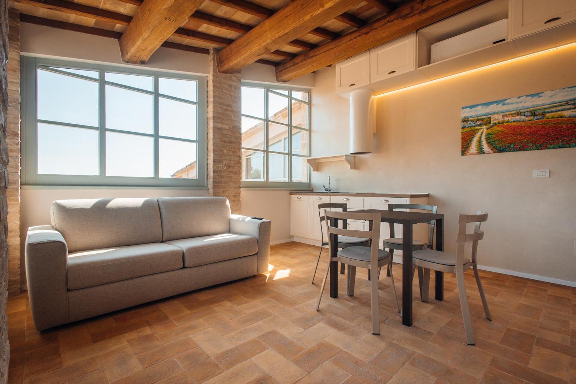 Deluxe Apartment