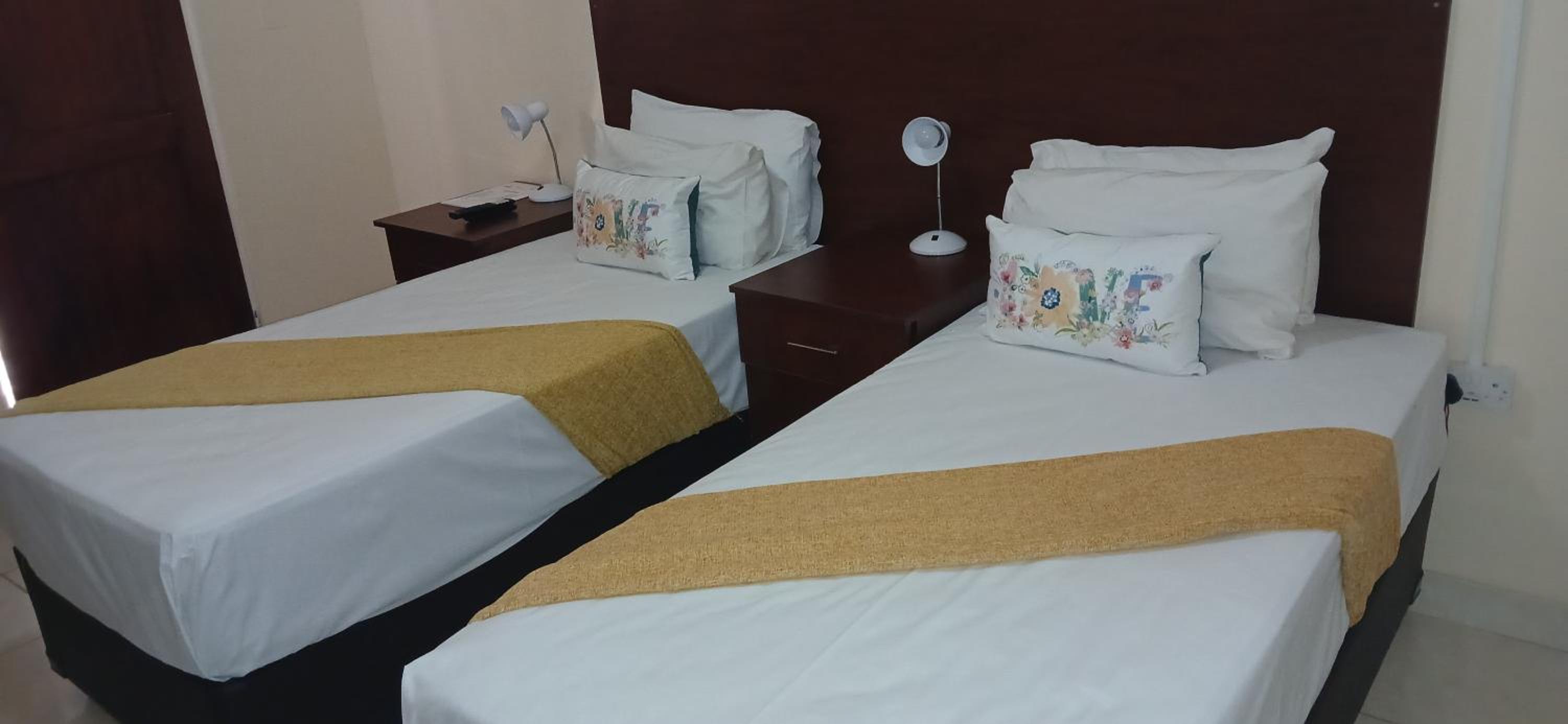 Double or Twin Room photo 2