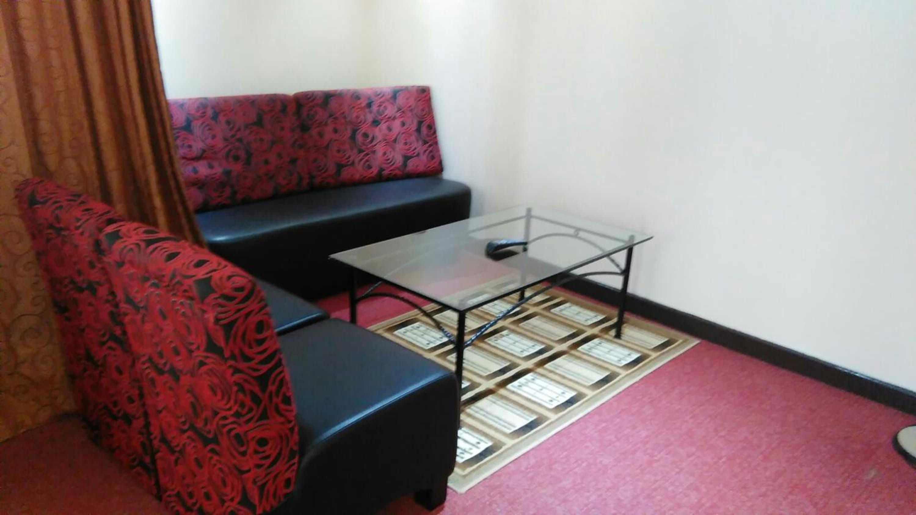 Suite - Photo 9