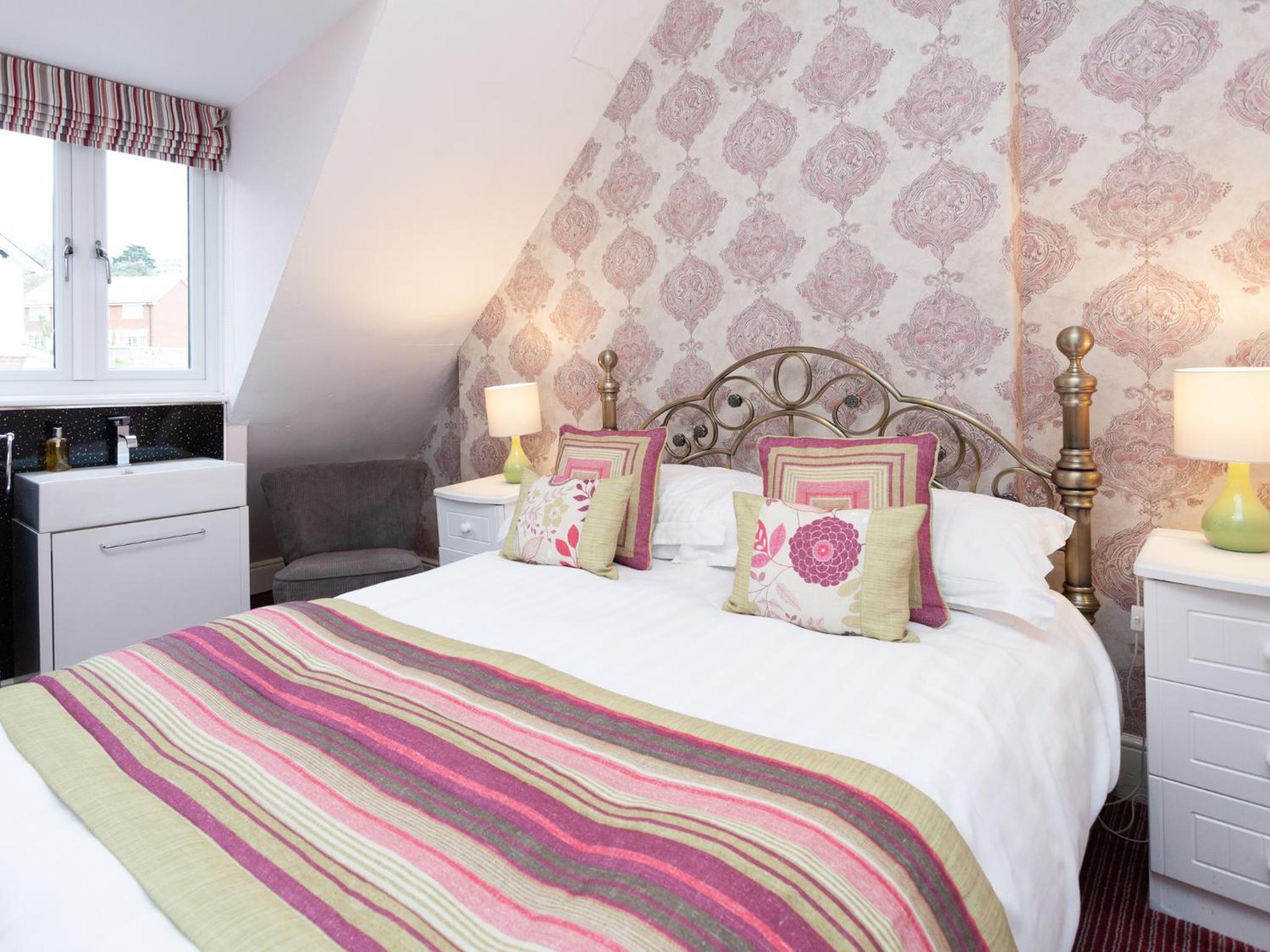 Economy Double Room photo 3