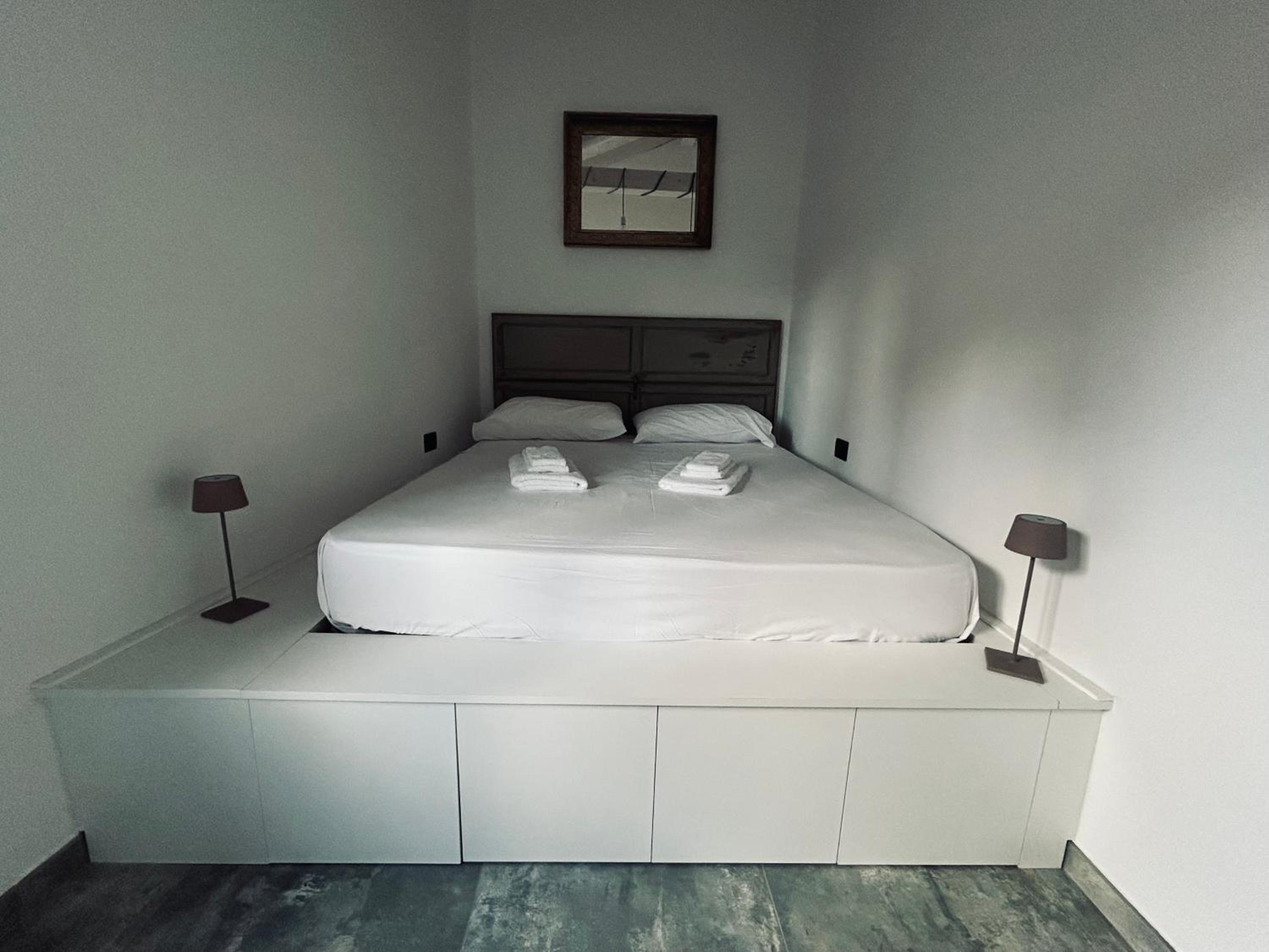 Studio Apartment with Sea View photo 3