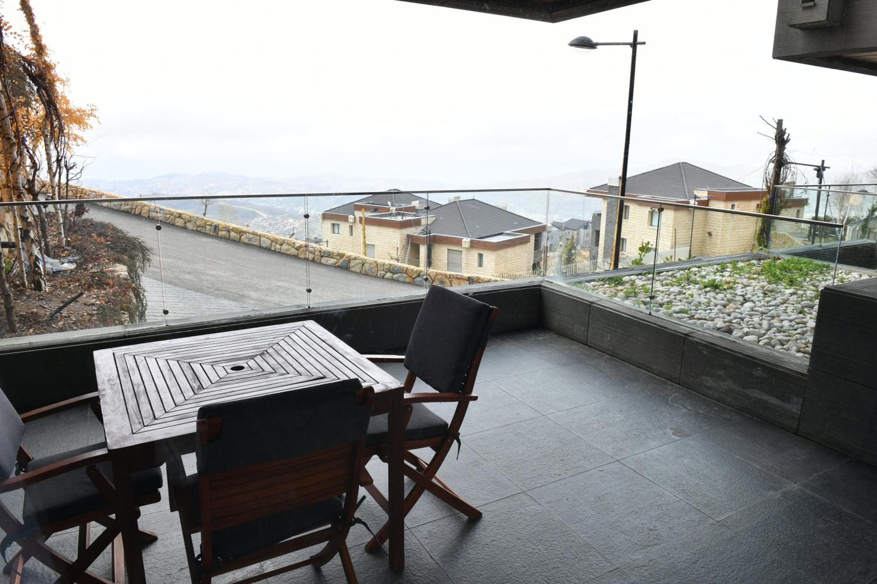 Deluxe Double Room with Balcony photo 3