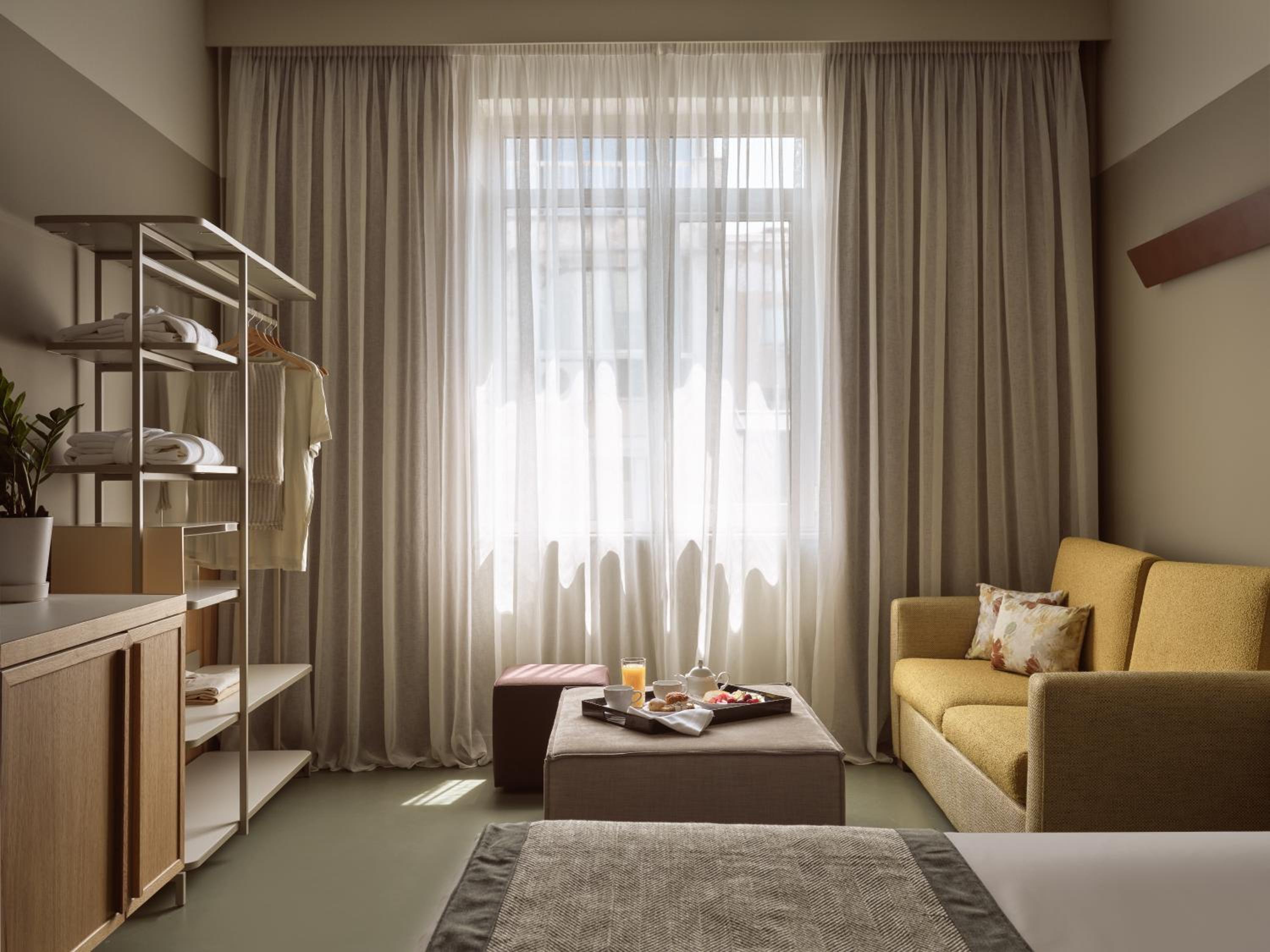 Junior Suite City View - Photo 4