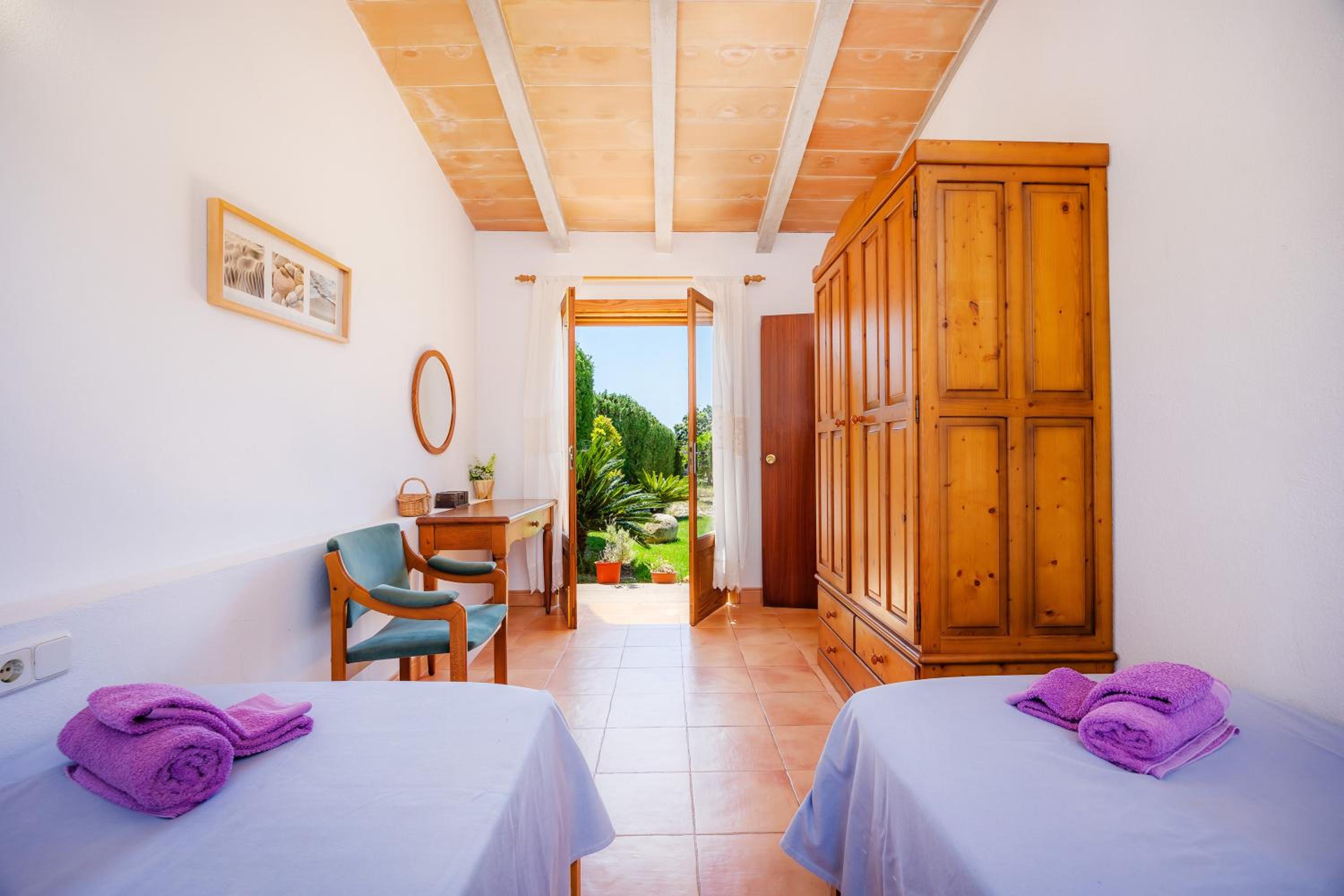 Villa photo 3