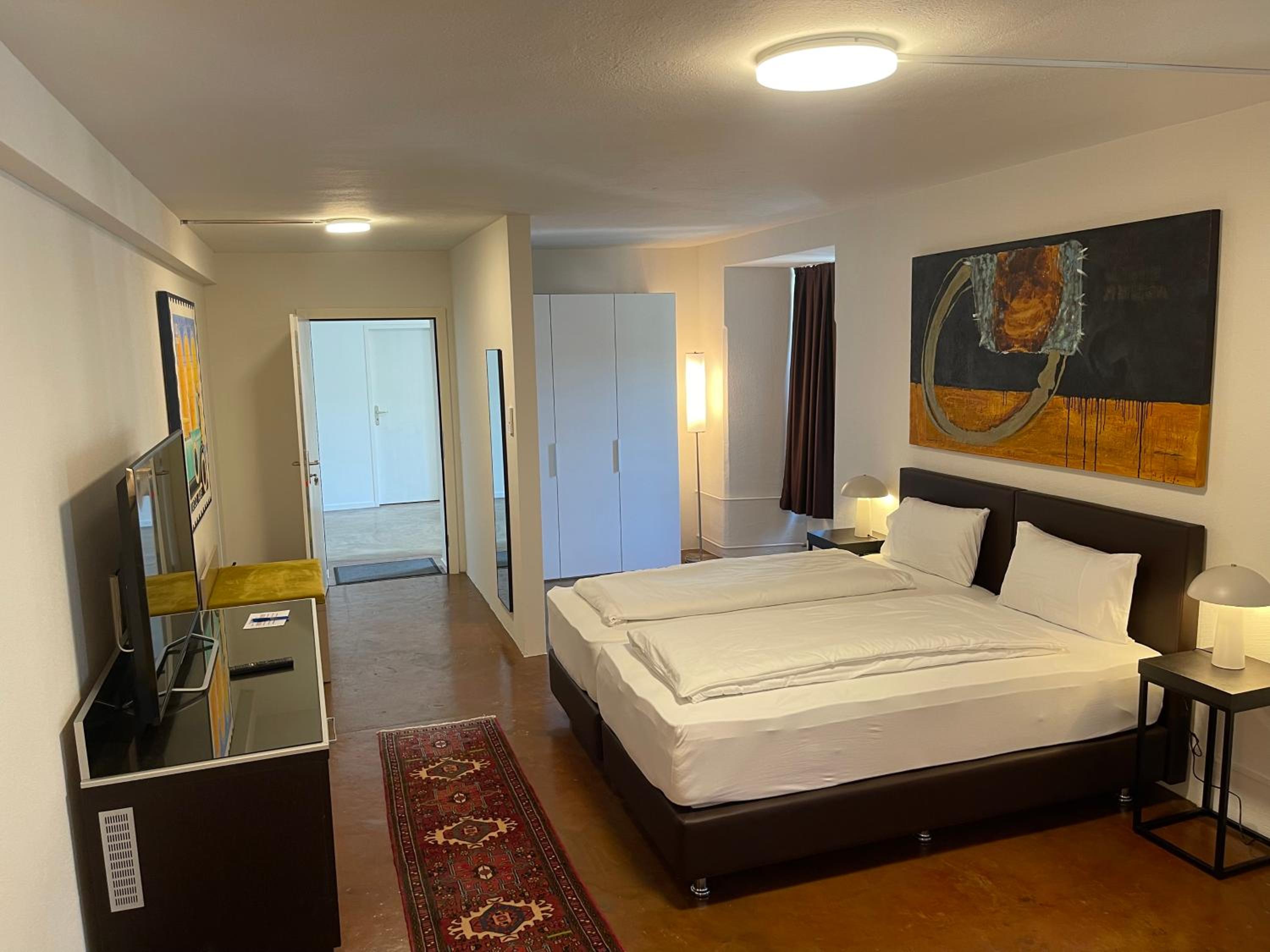 Standard Suite