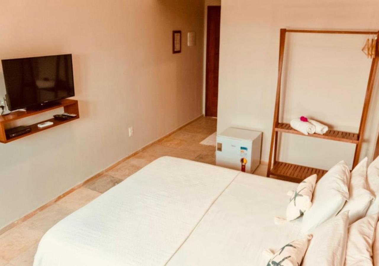 Five-Bedroom House photo 1