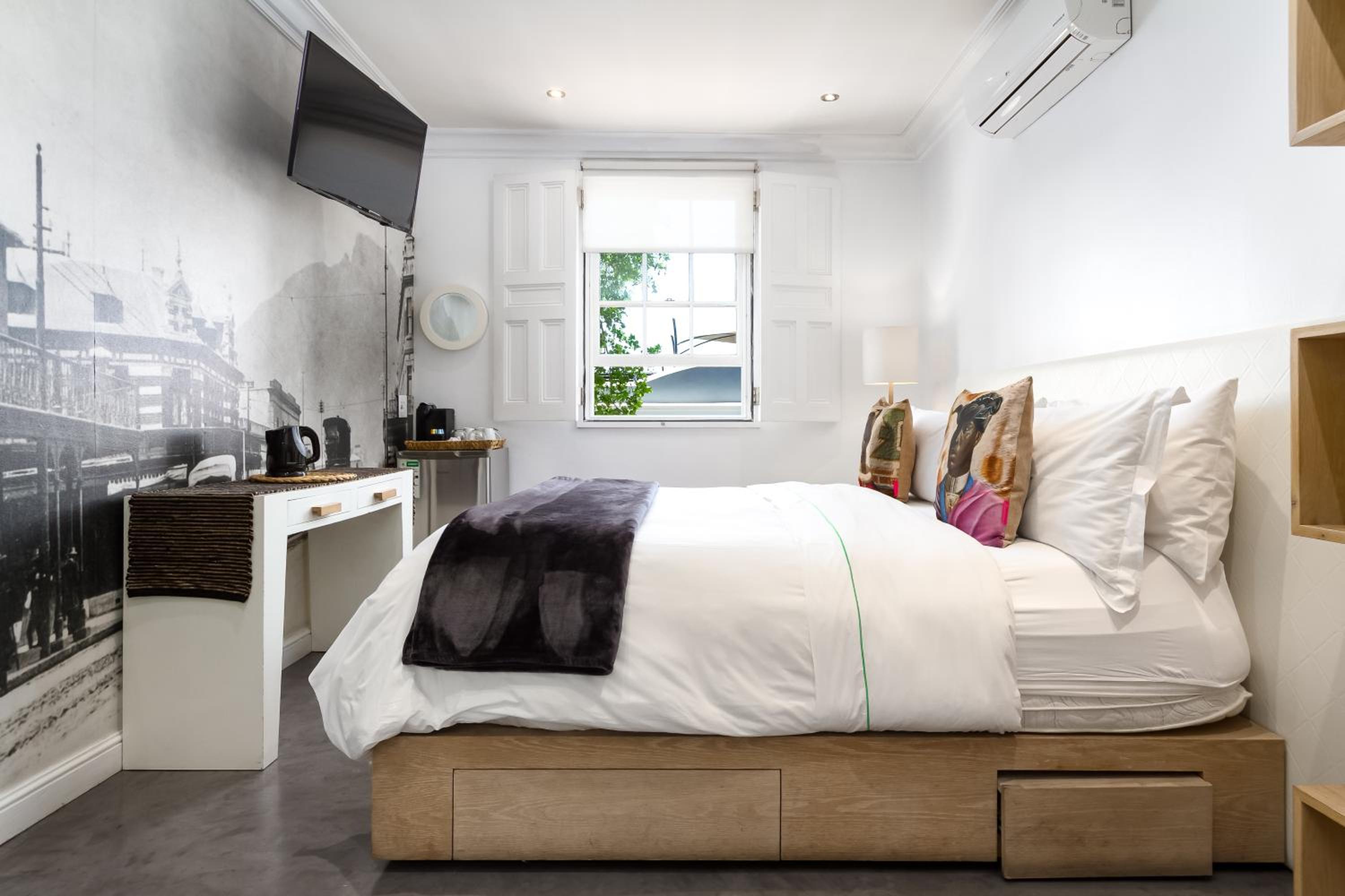 Deluxe King Room with terrace views - Photo 5
