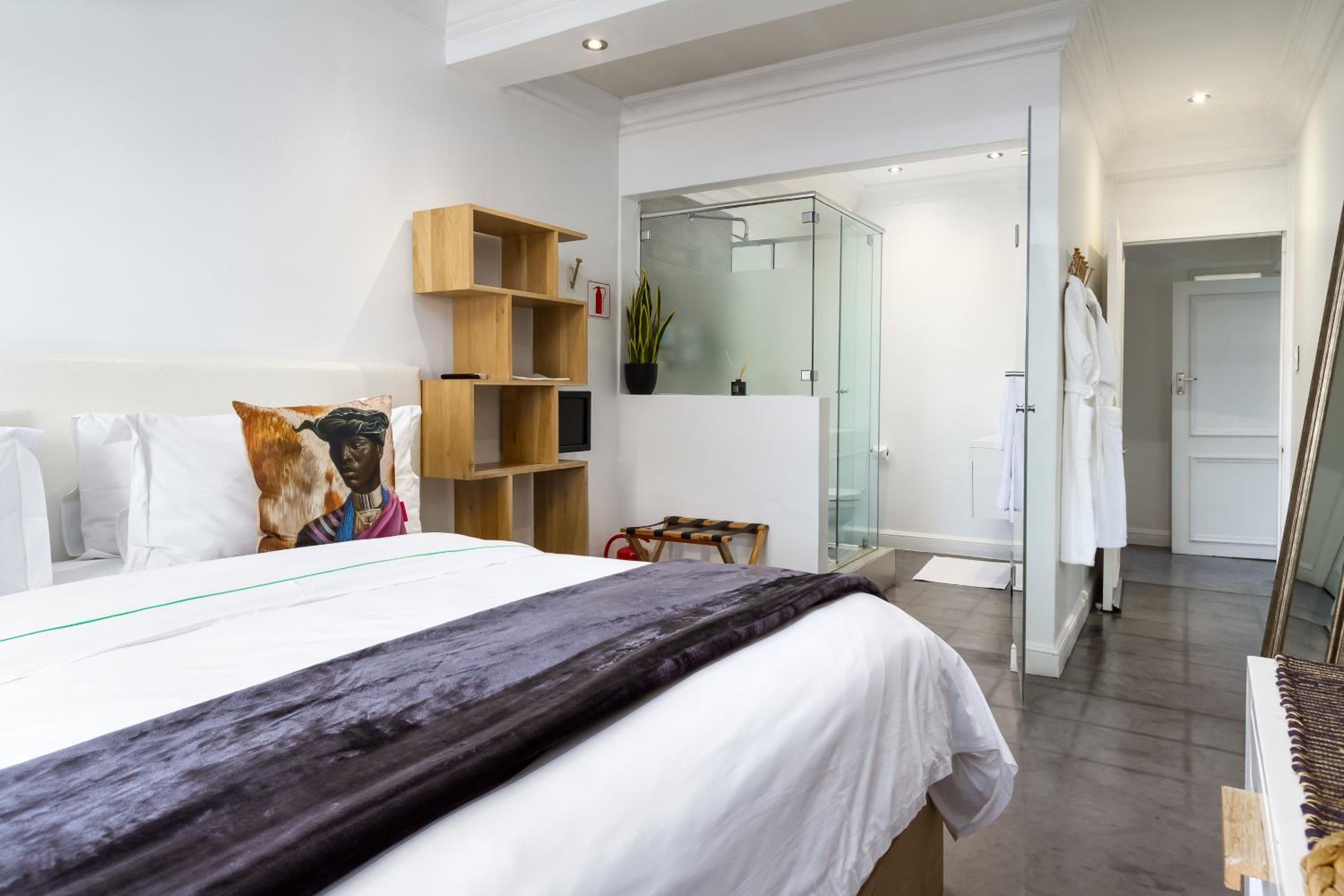 Deluxe King Room with terrace views - Photo 6