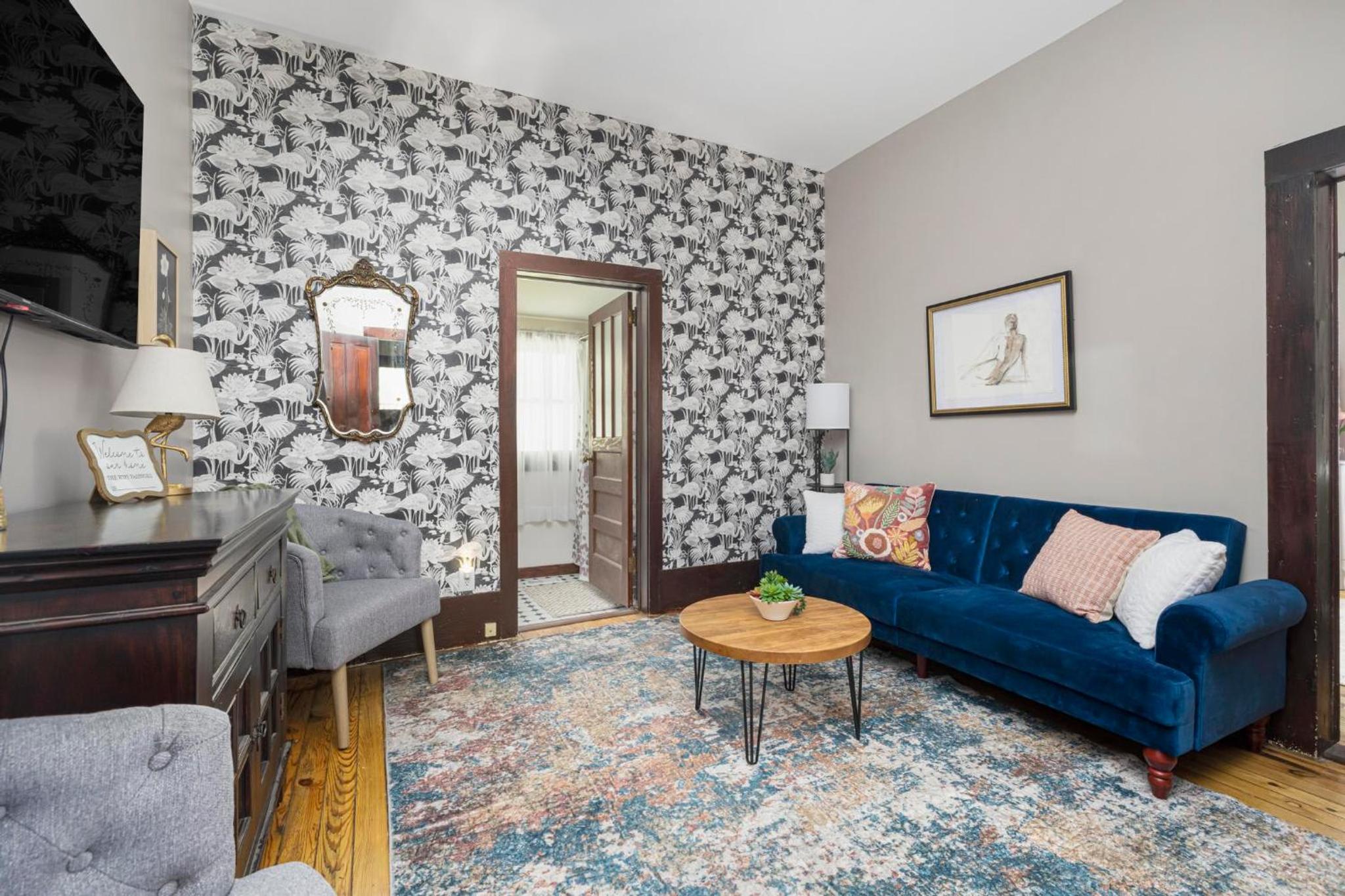 Family Room photo 2
