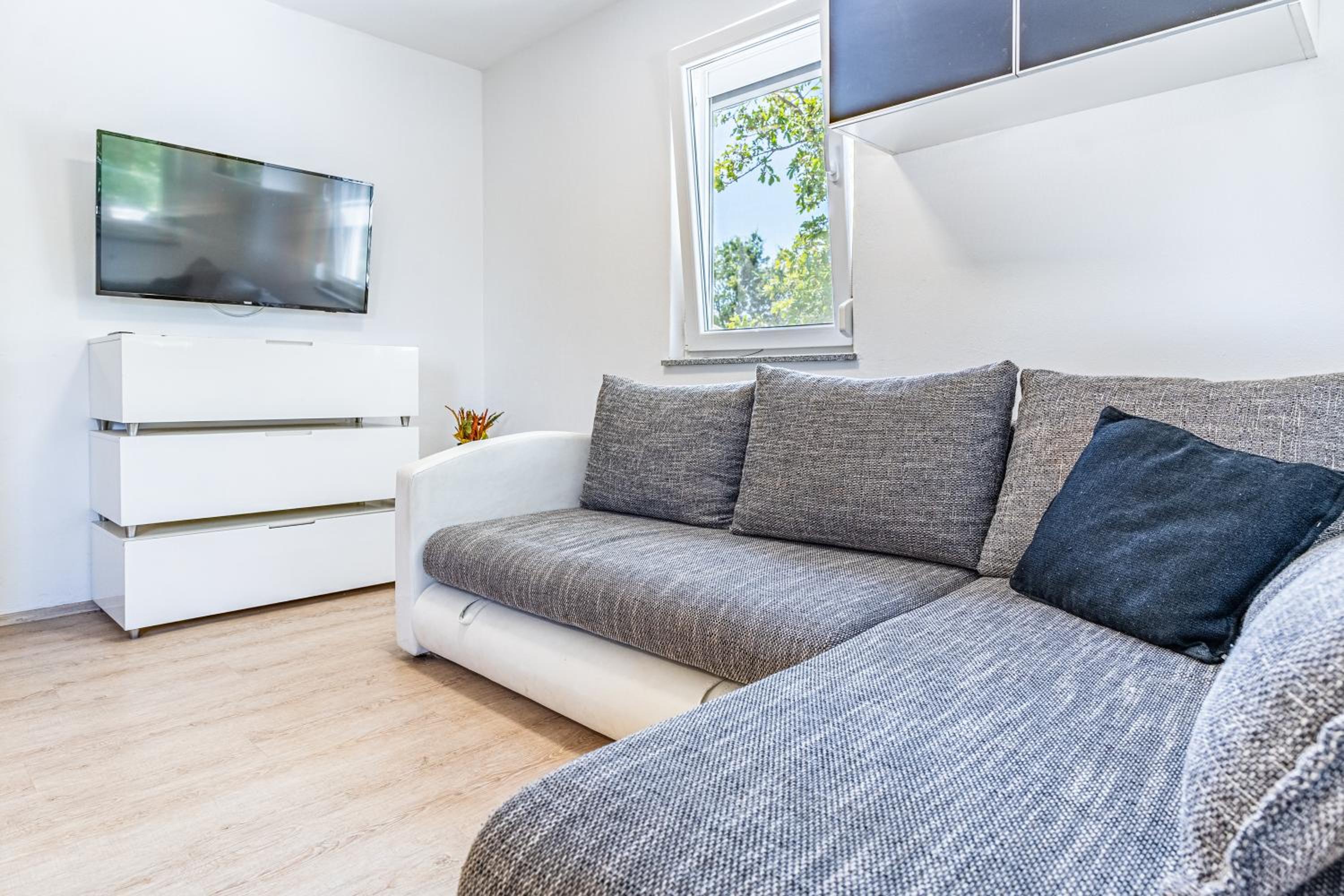 Two-Bedroom House photo 2