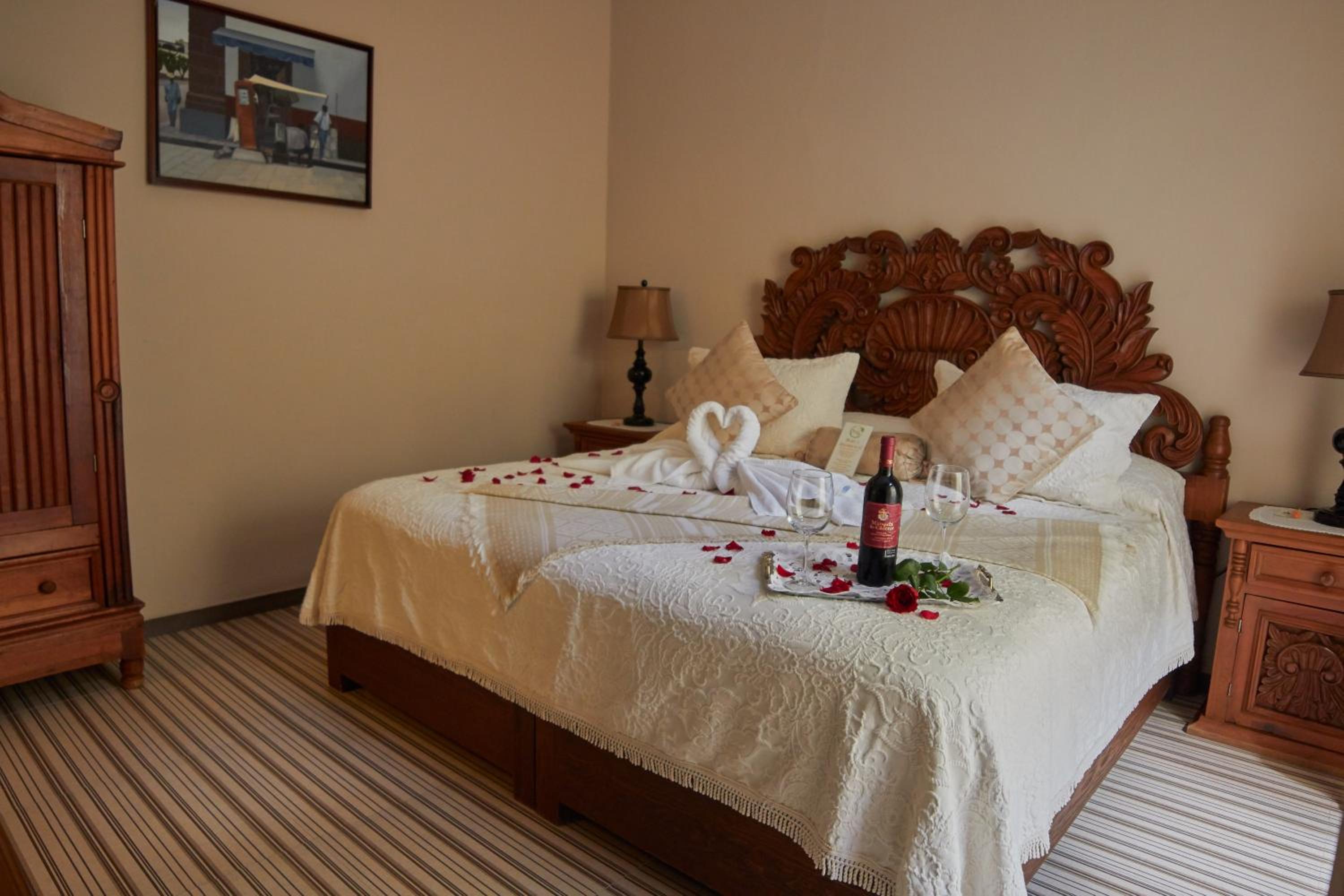 Deluxe Suite mit Whirlpool-Bad