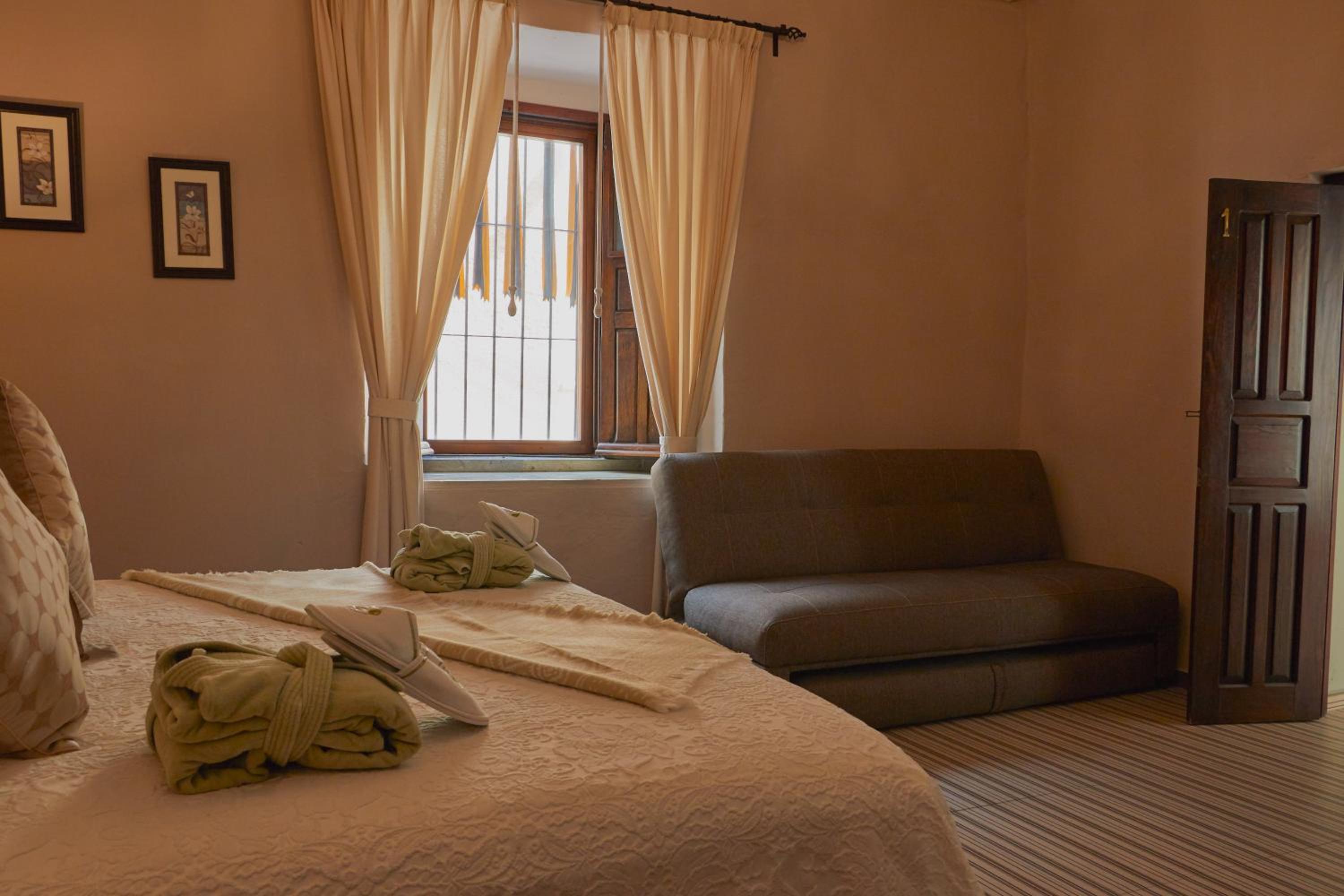 Dreibettzimmer