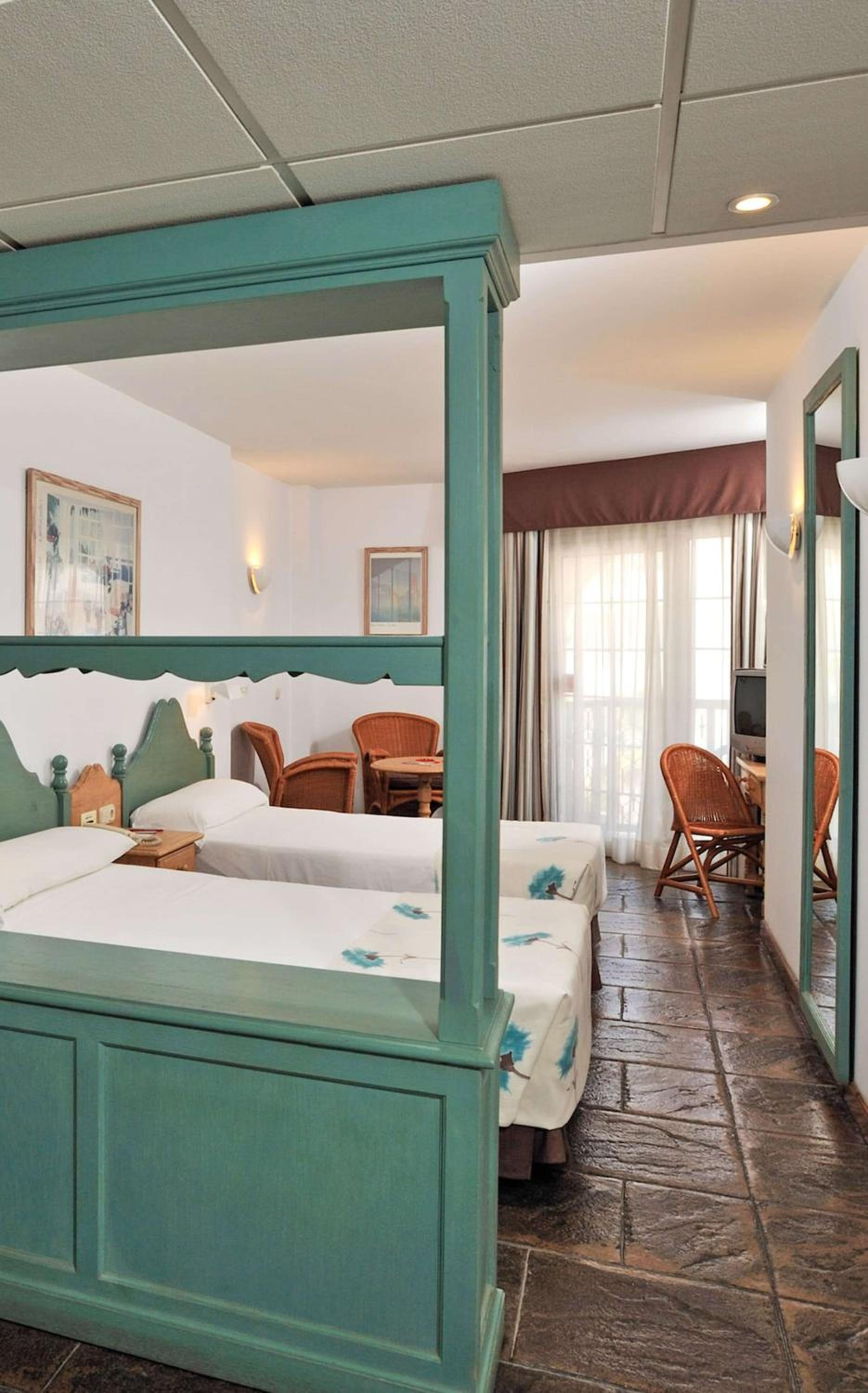 Double or Twin Room - Photo 2
