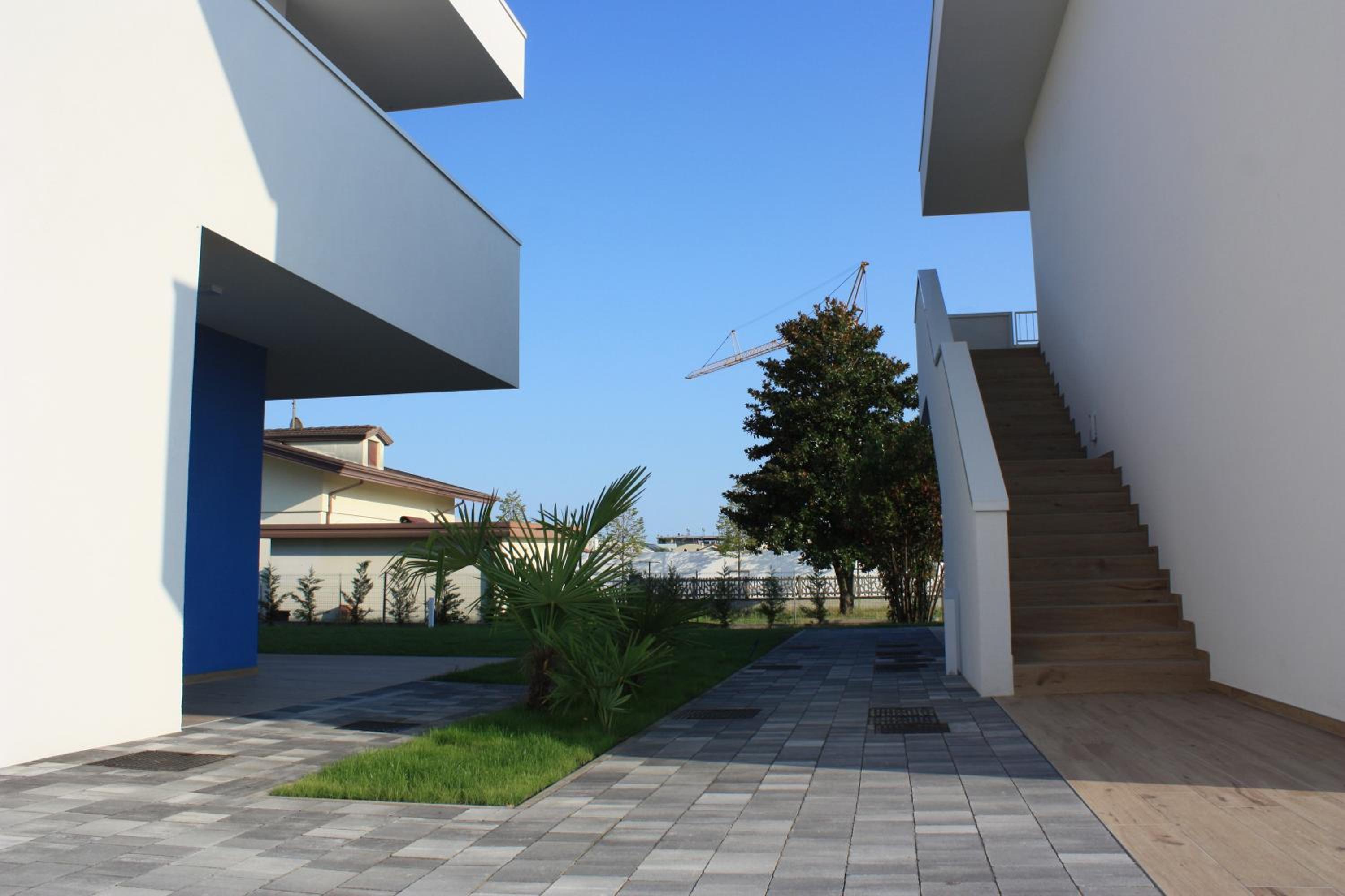 Two-Bedroom Deluxe Apartment with Garden View photo 3