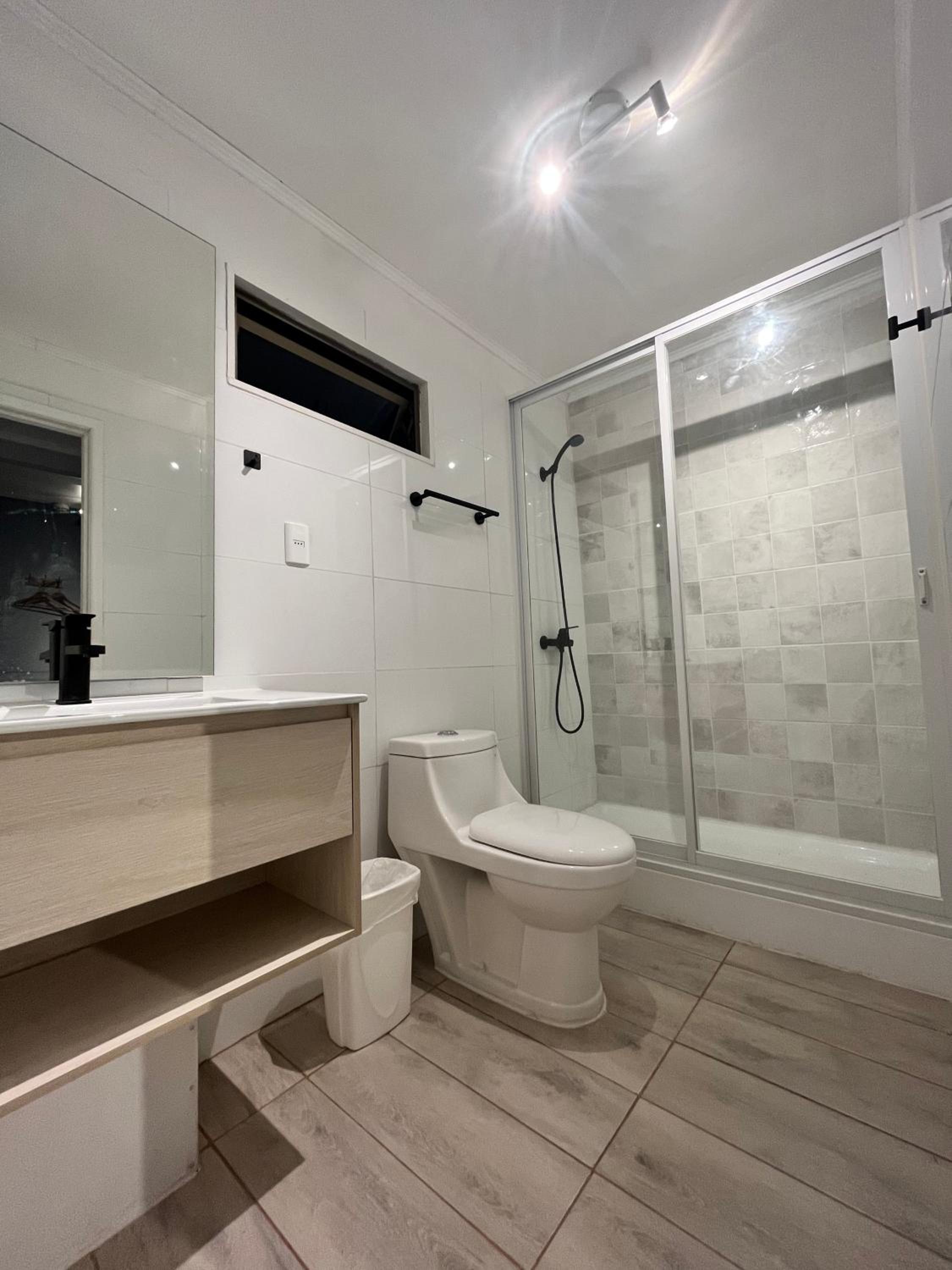 Double Room with Private Bathroom photo 2