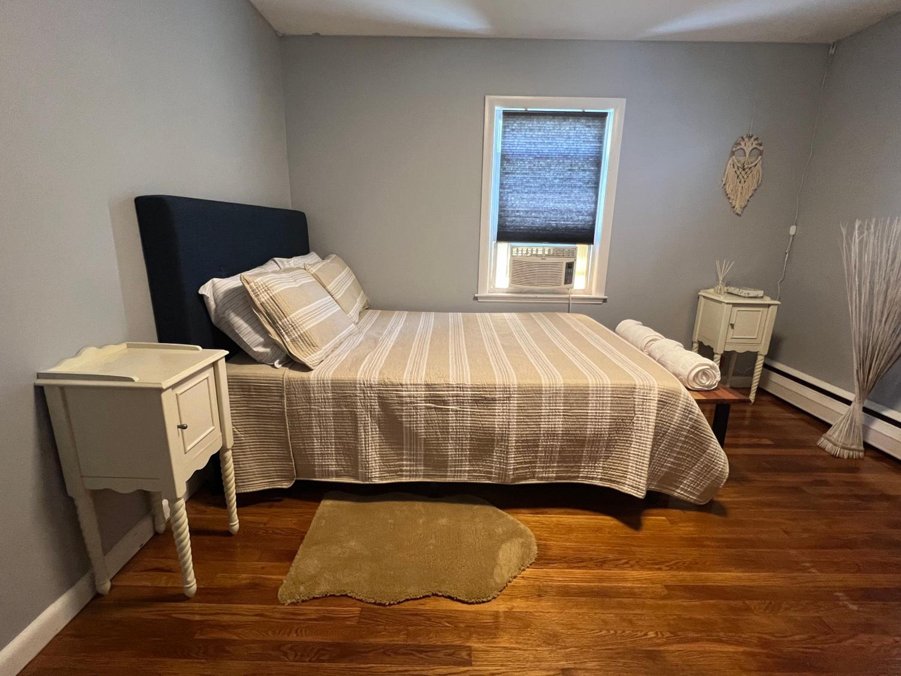 Double Room with Shared Bathroom photo 1