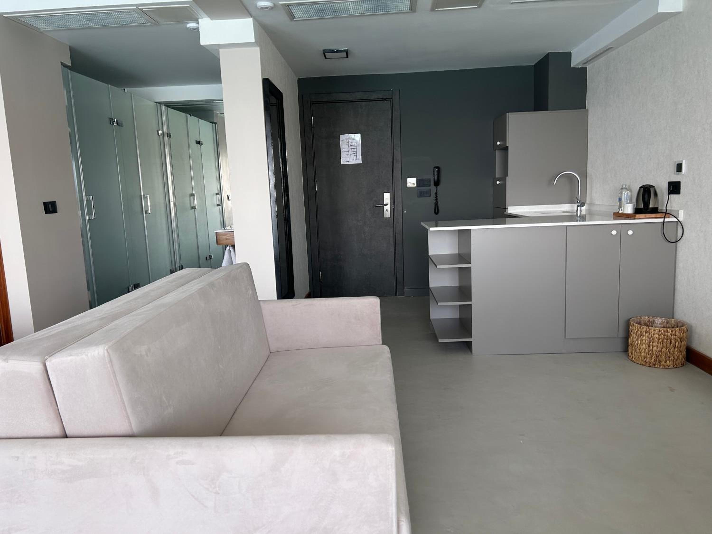 Suite with Sea View - Photo 14