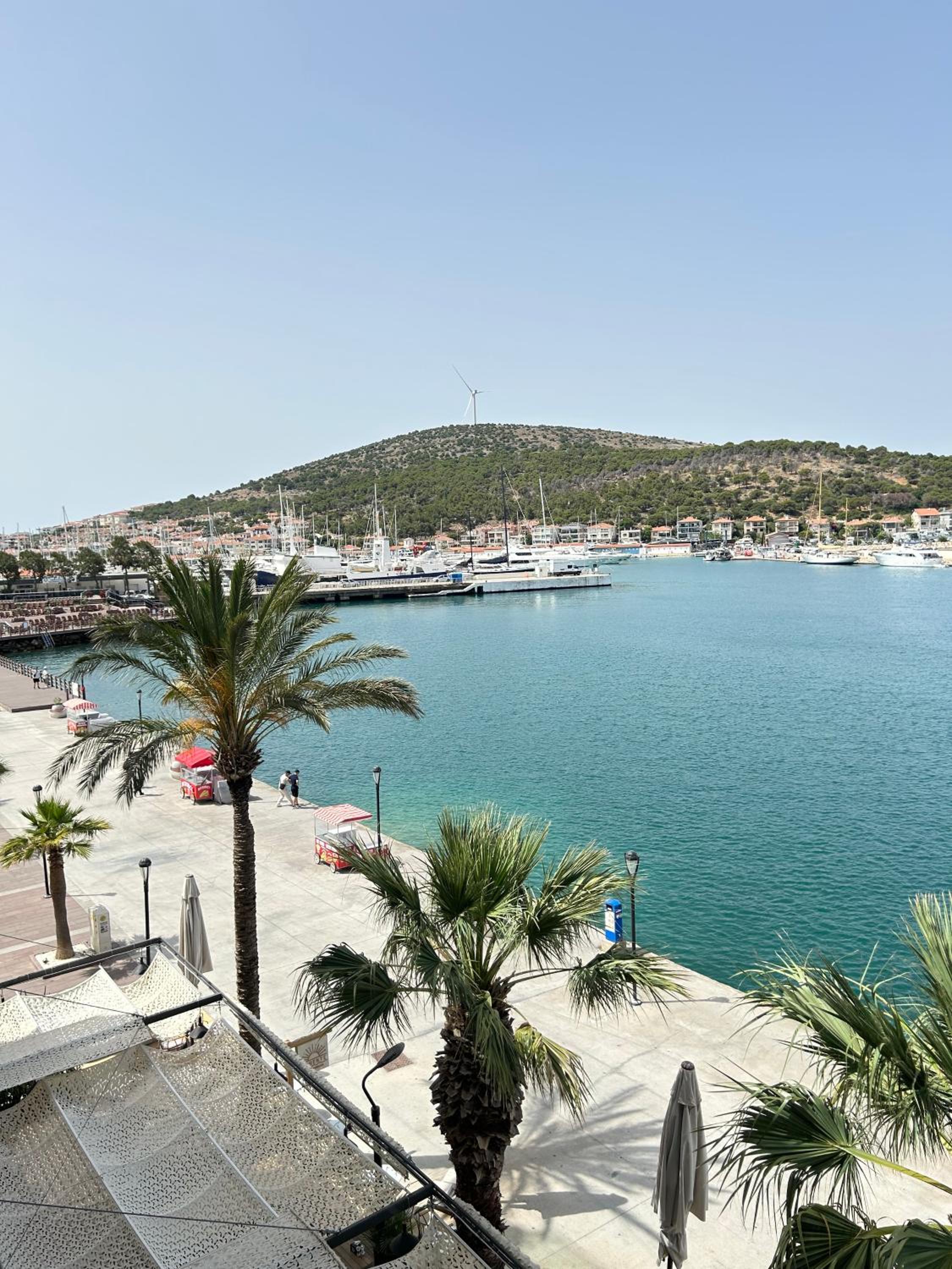 Suite with Sea View - Photo 2