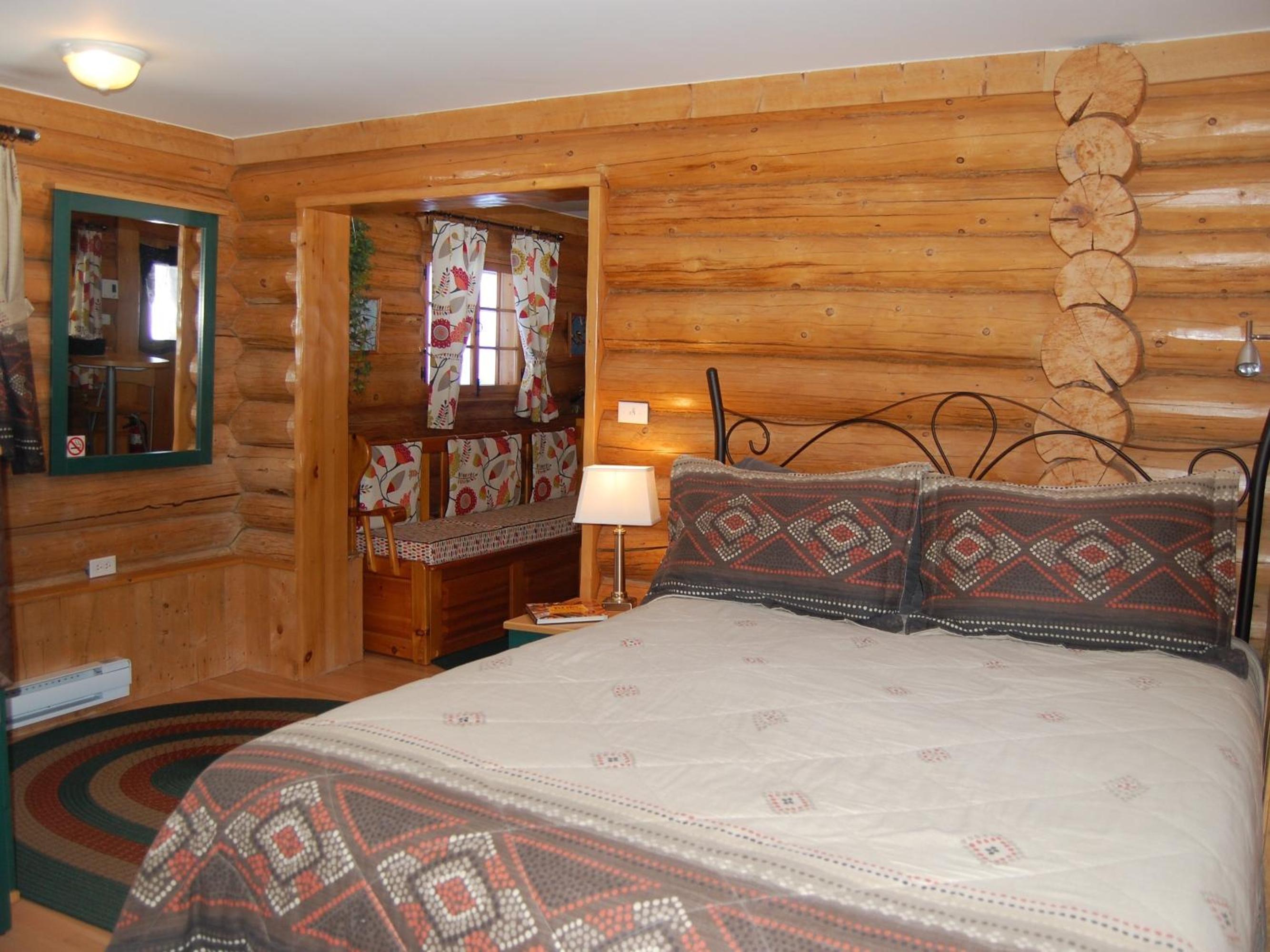 Double Room with Private Bathroom photo 1
