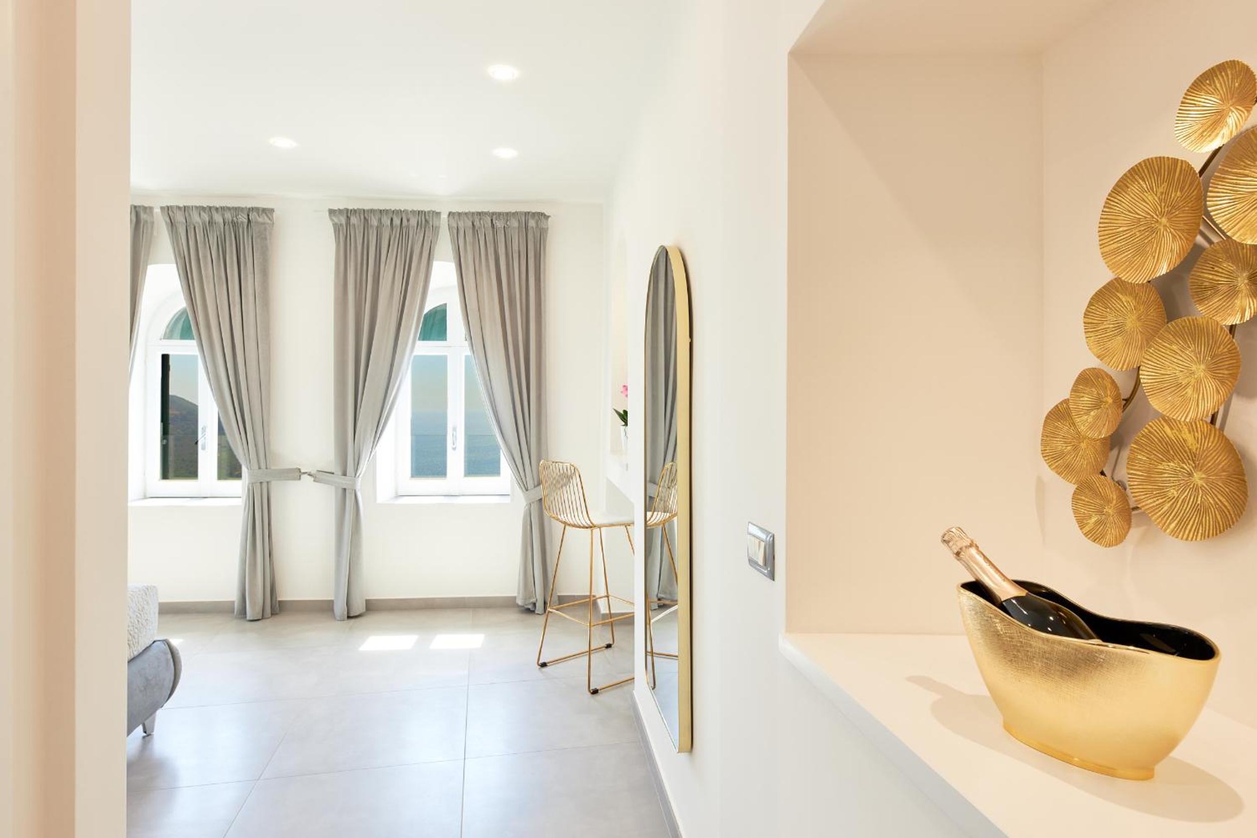 Junior Suite with Sea View