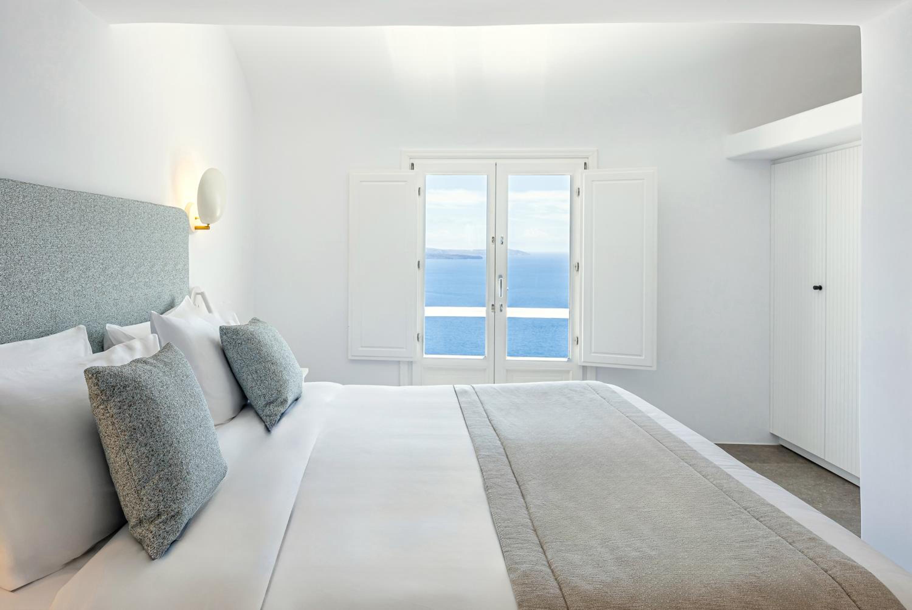 Two-Bedroom Suite - Photo 8