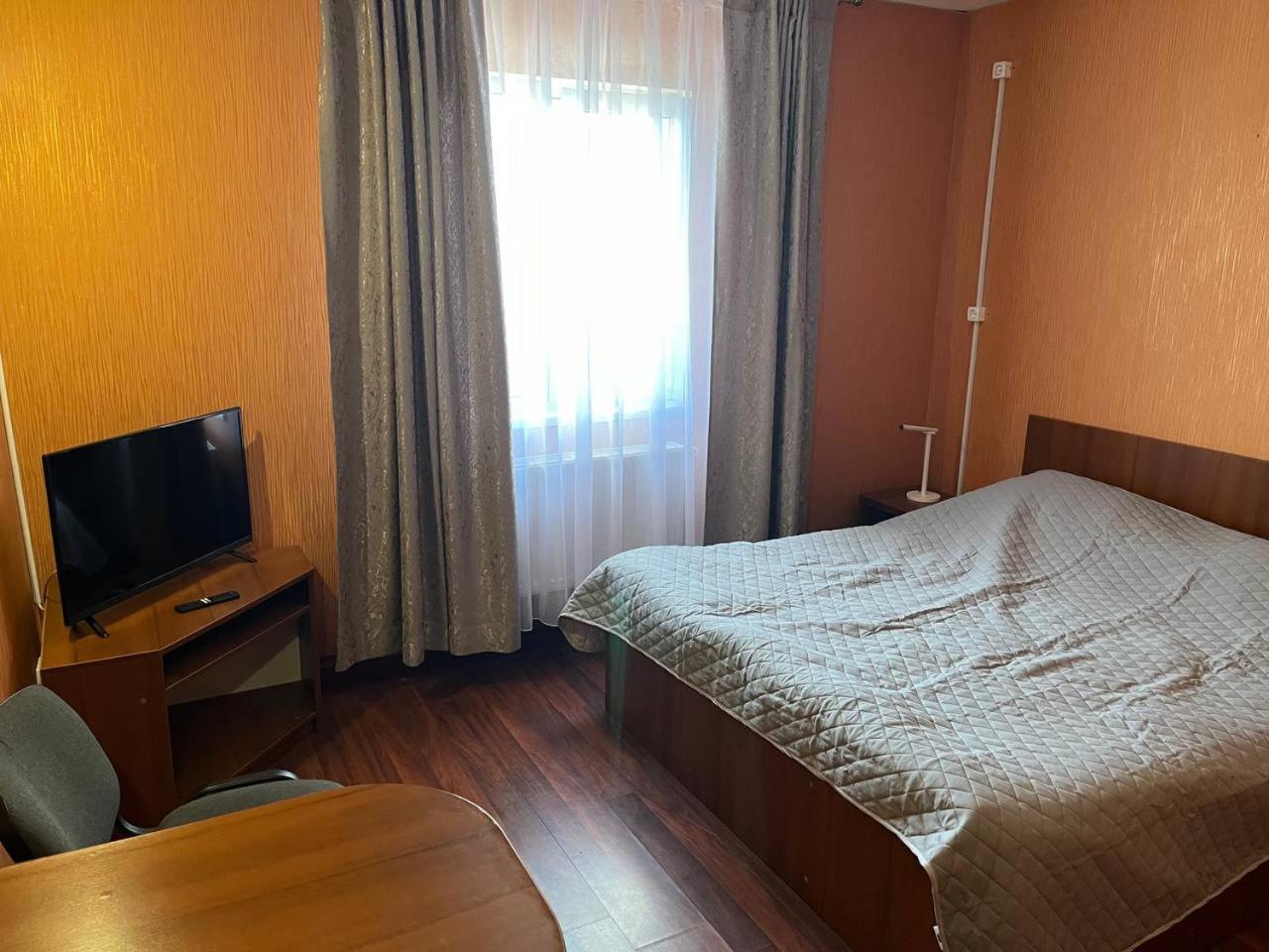 Double Room with Private Bathroom photo 1