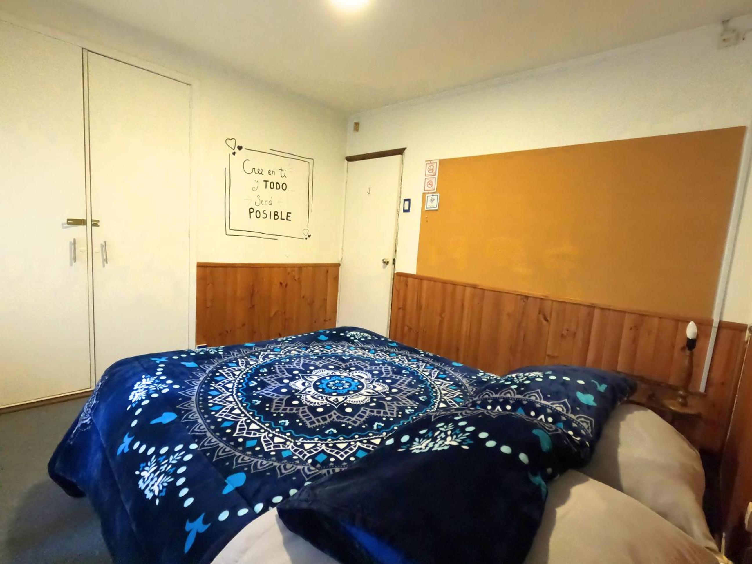 Standard Queen Room photo 2